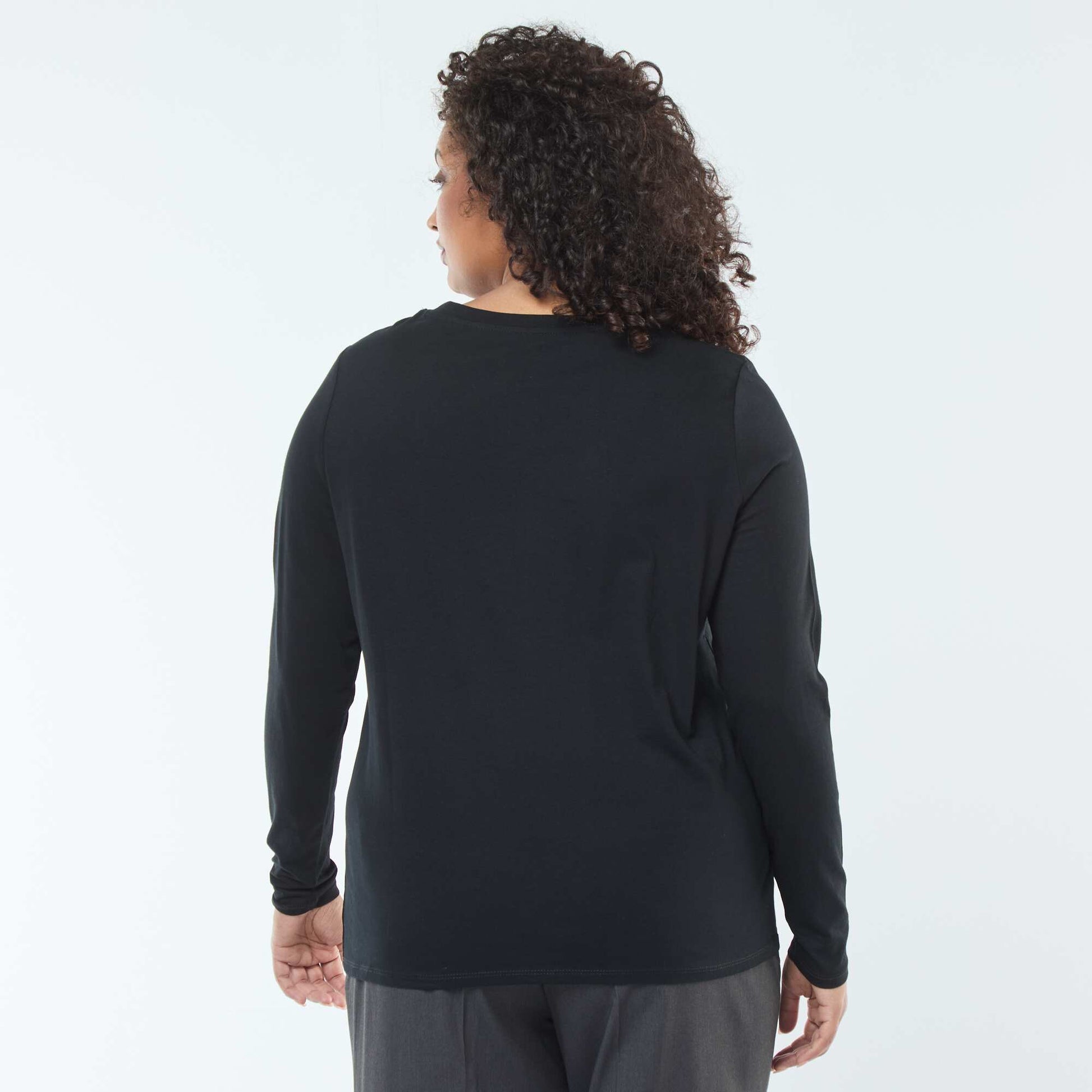 Tee-shirt en jersey avec col V et manches longues NOIR