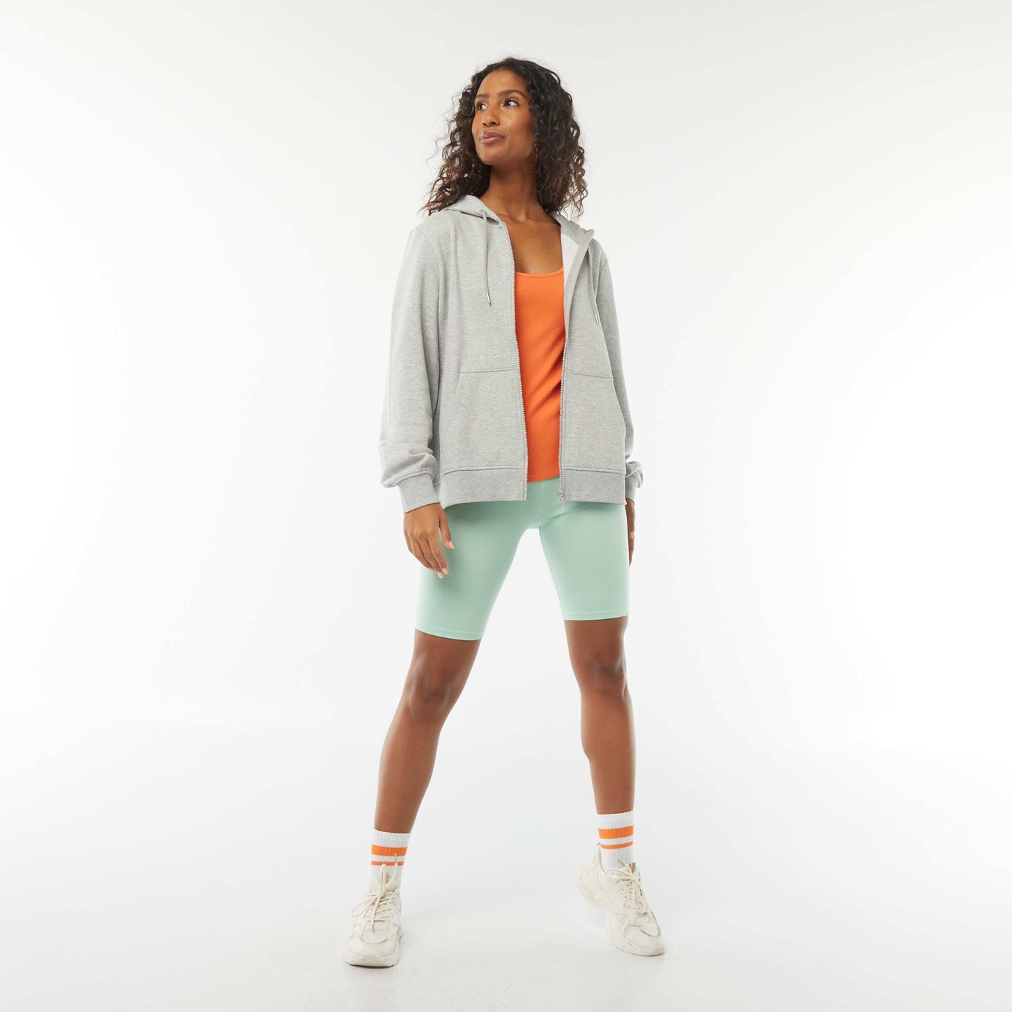 Sweat zippé à capuche basique GRIS