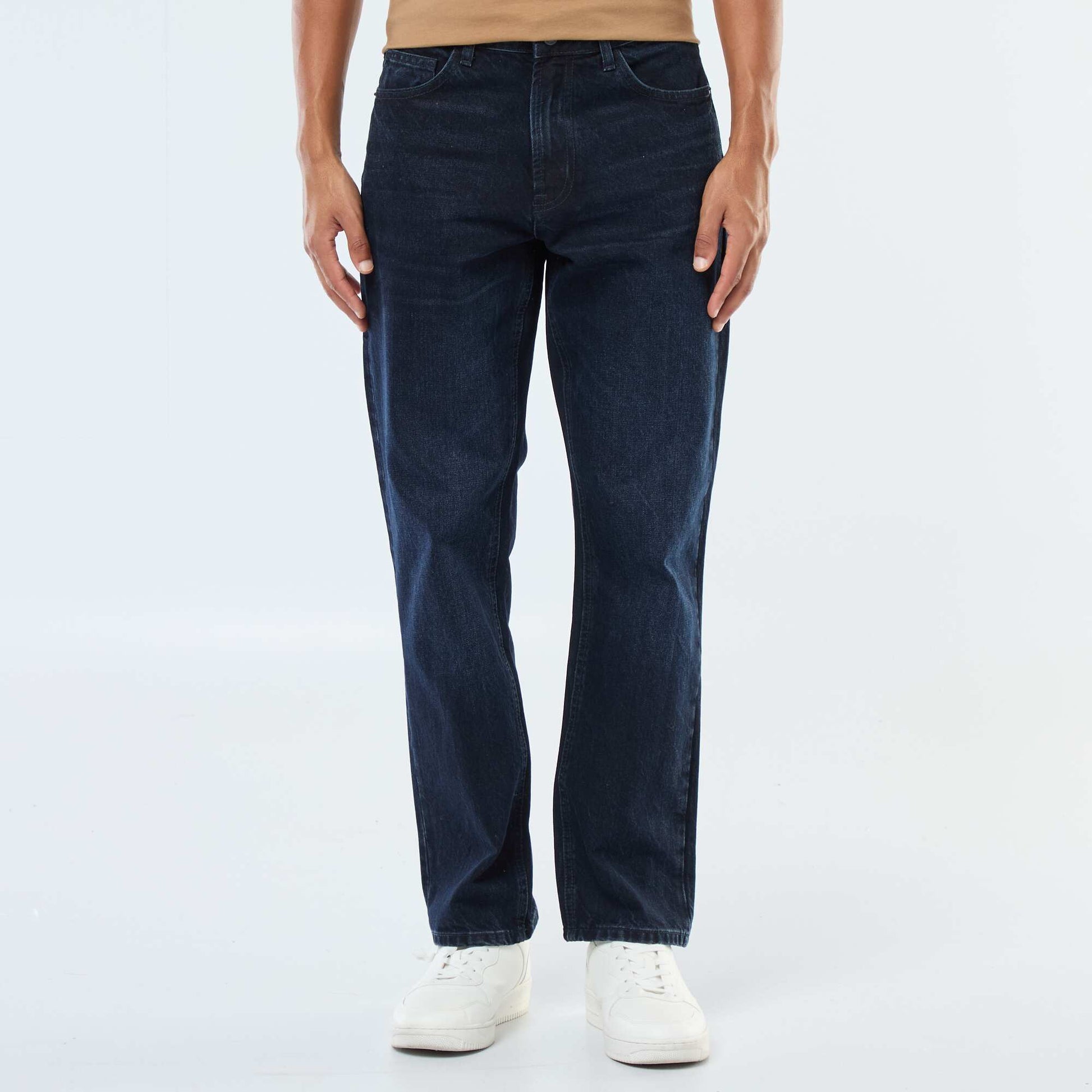Jean regular 5 poches BLEU DéLAVé