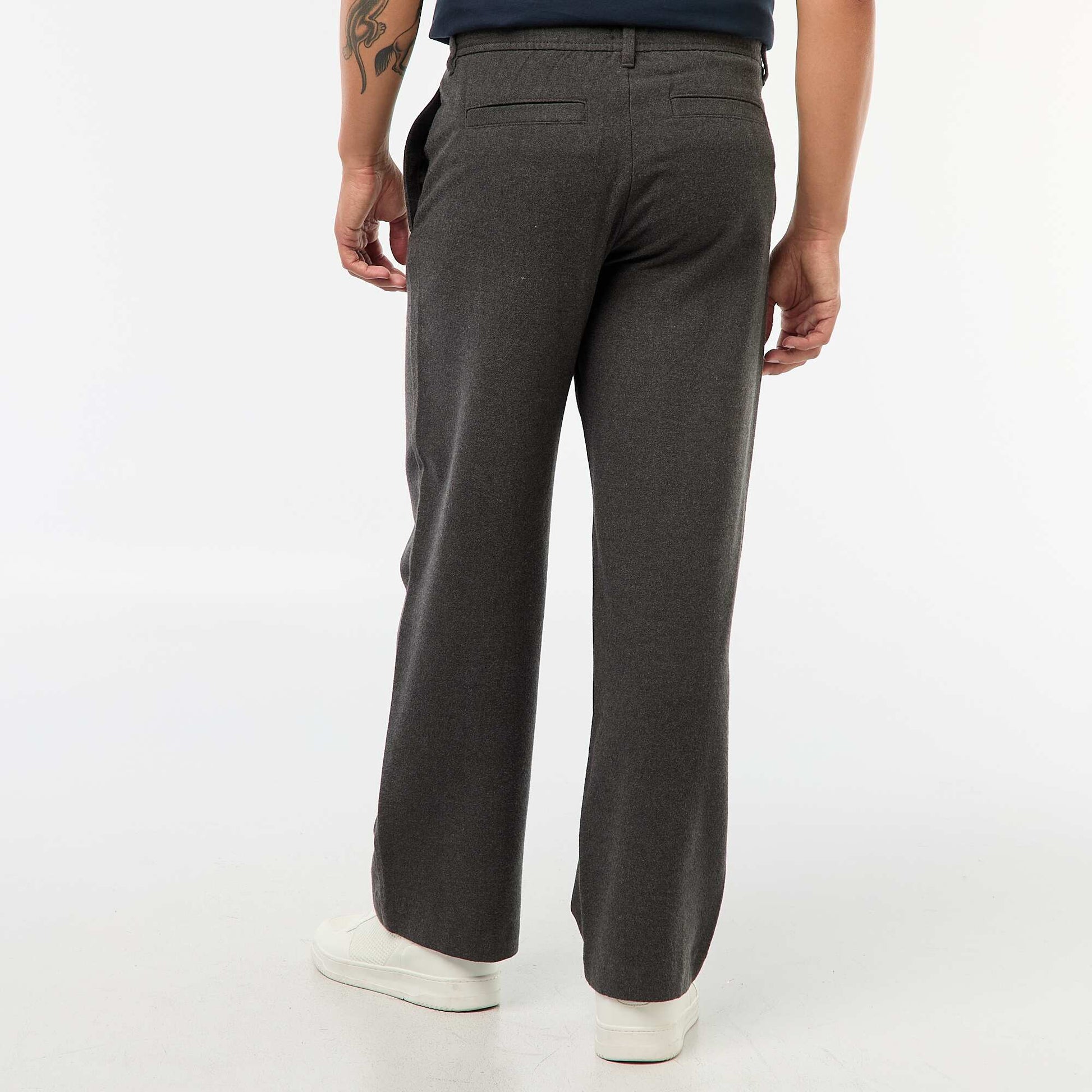 Chino large uni GRIS
