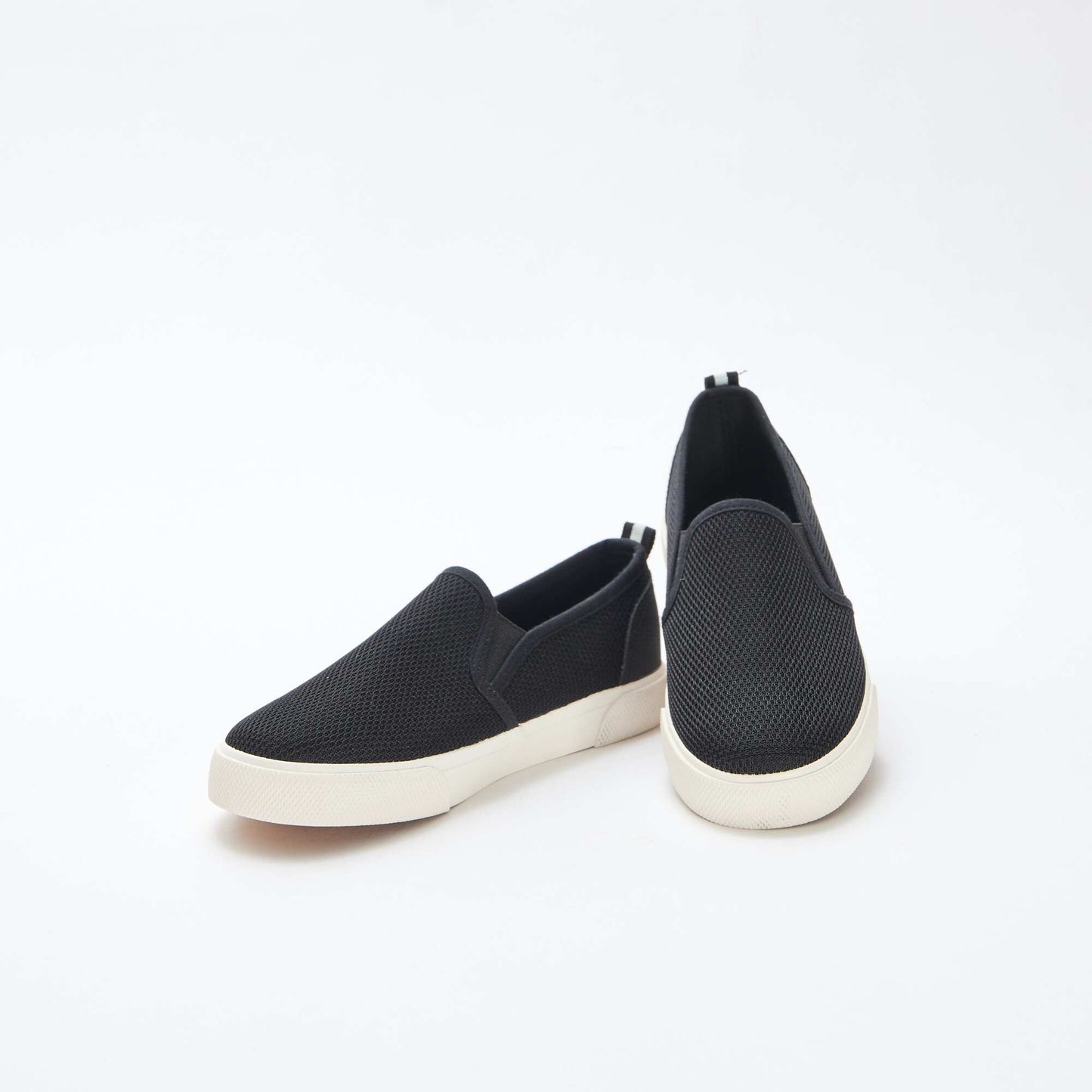 Baskets basses slip-on en mesh uni NOIR