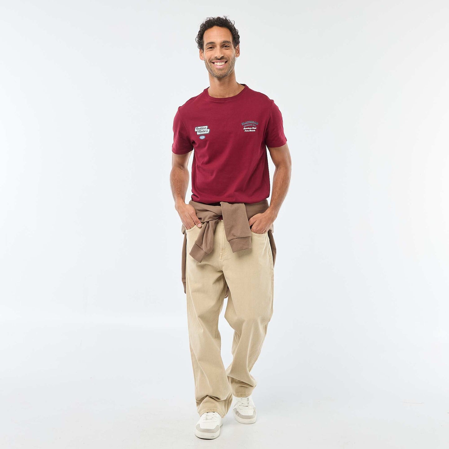 T-shirt à col rond et manches courtes imprimé ROUGE