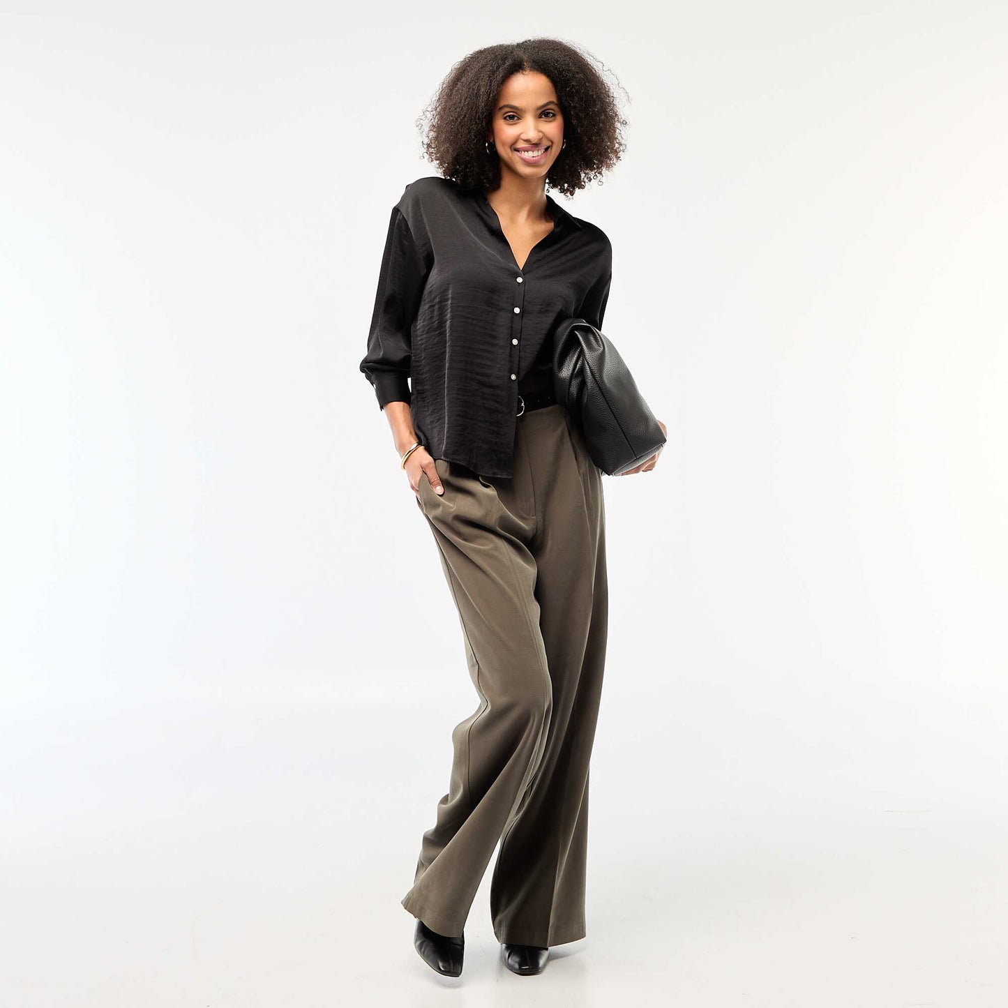 Chemisier manches longues en satin uni NOIR