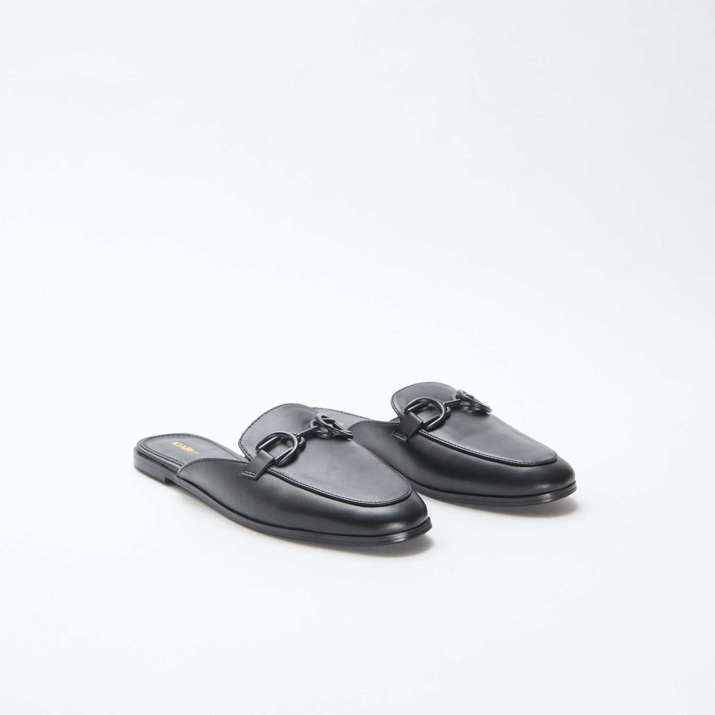 Mocassin détaillée à chaine NOIR