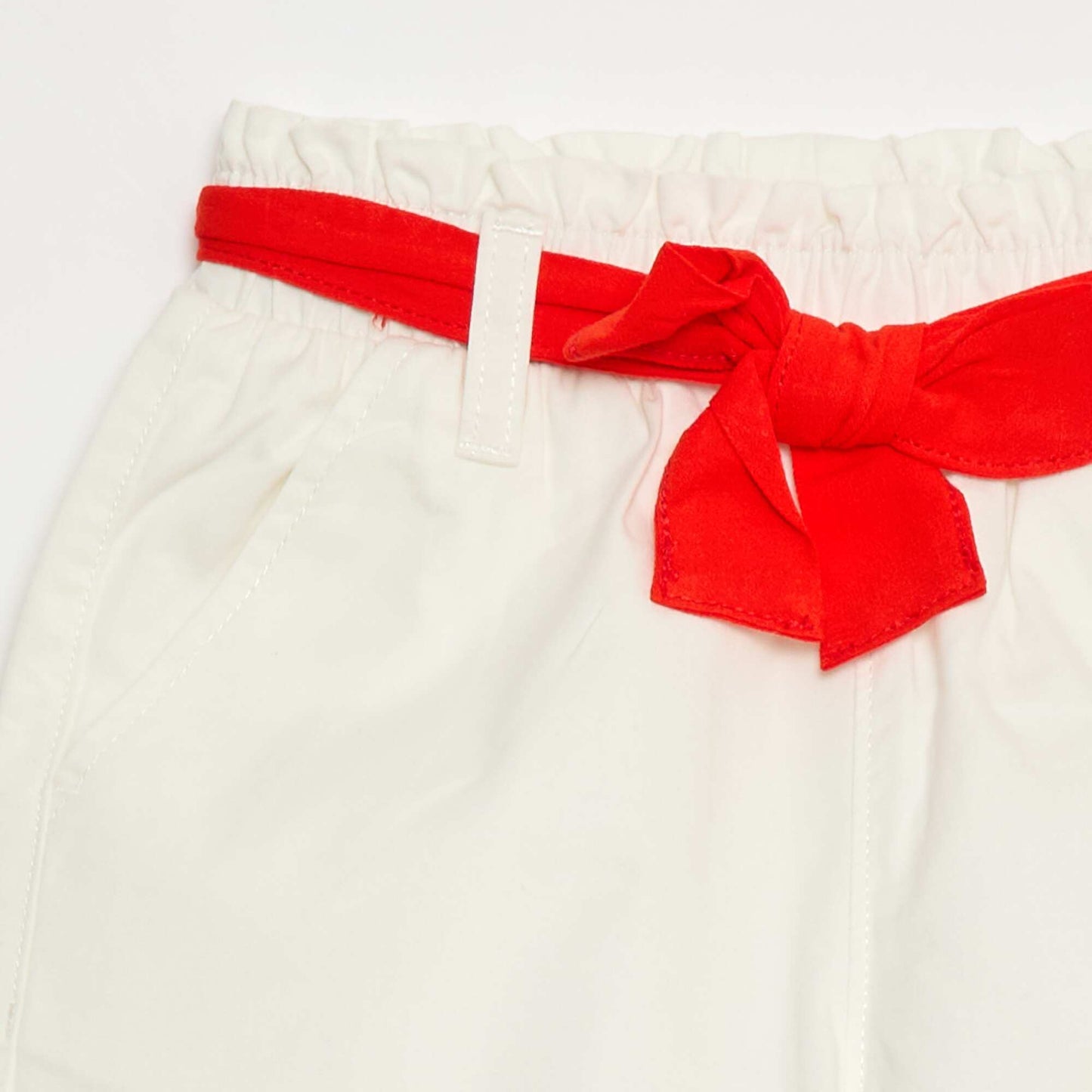 Short uni en twill + ceinture à nouer BLANC