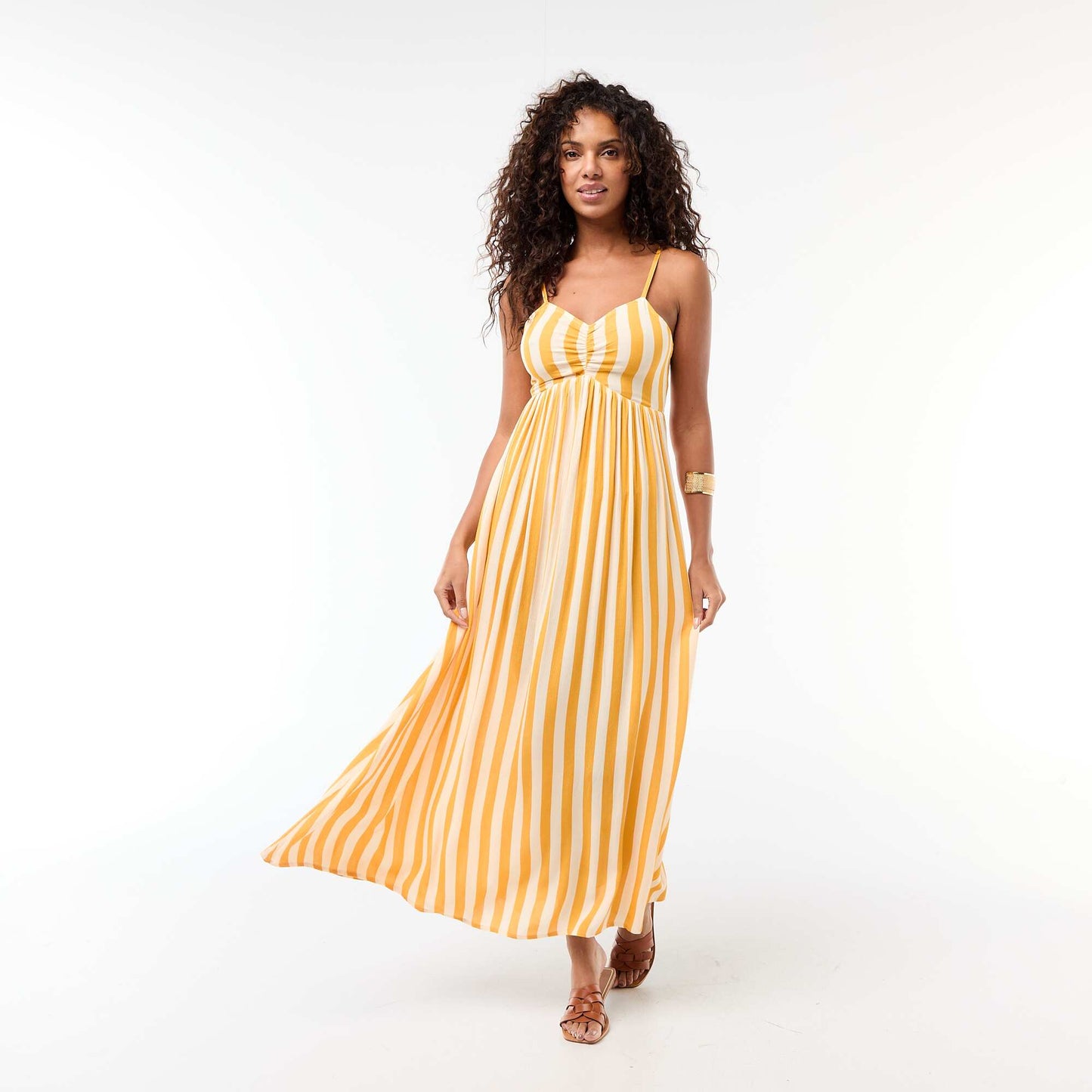 Robe longue à fines bretelles ajustables JAUNE