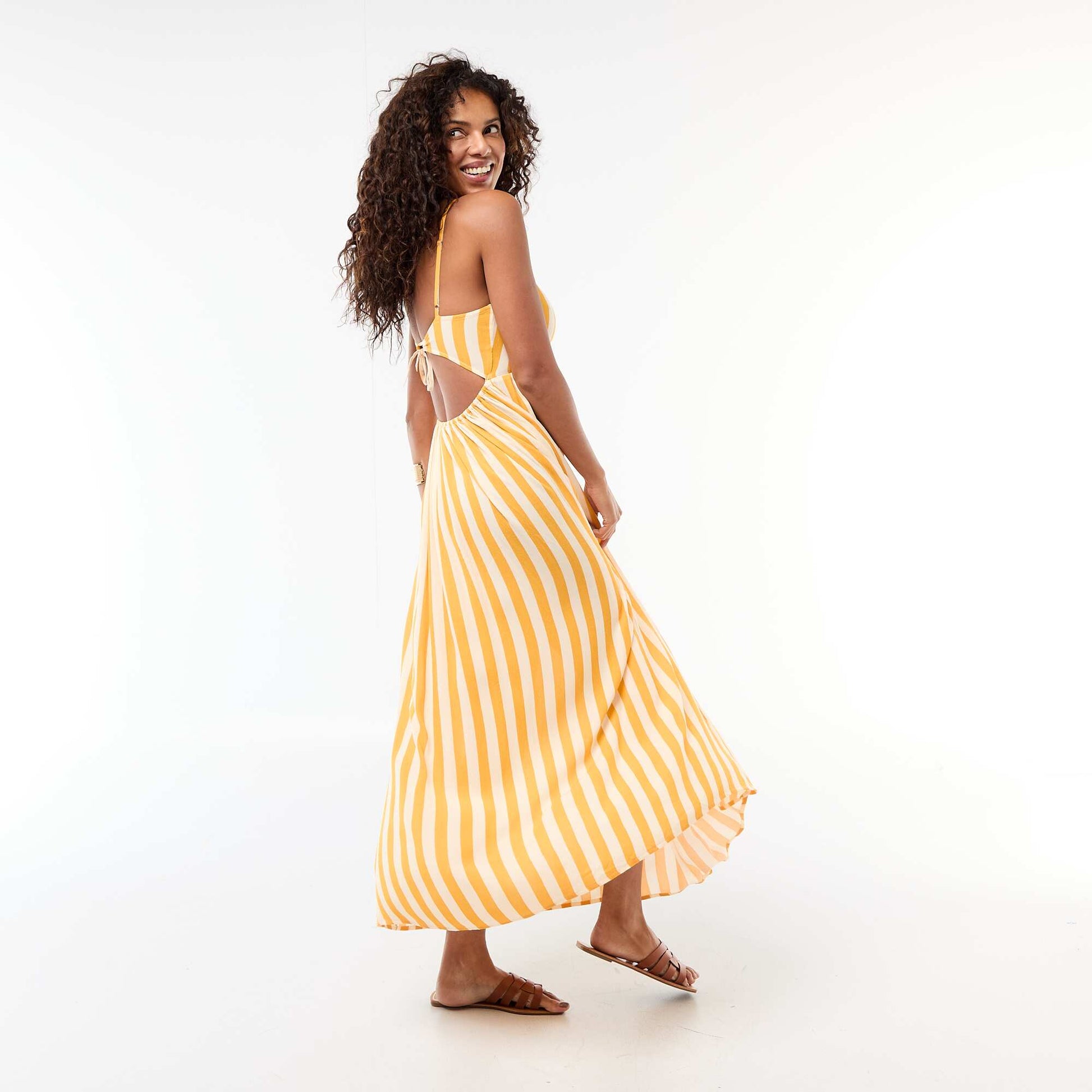 Robe longue à fines bretelles ajustables JAUNE