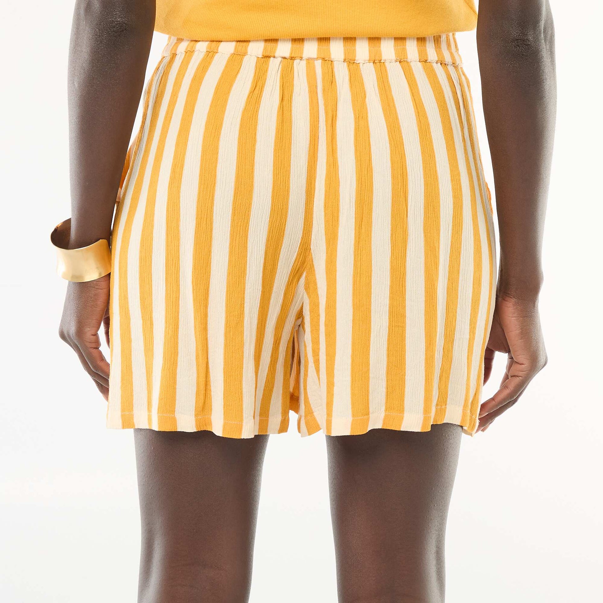 Short court rayé avec 2 poches JAUNE