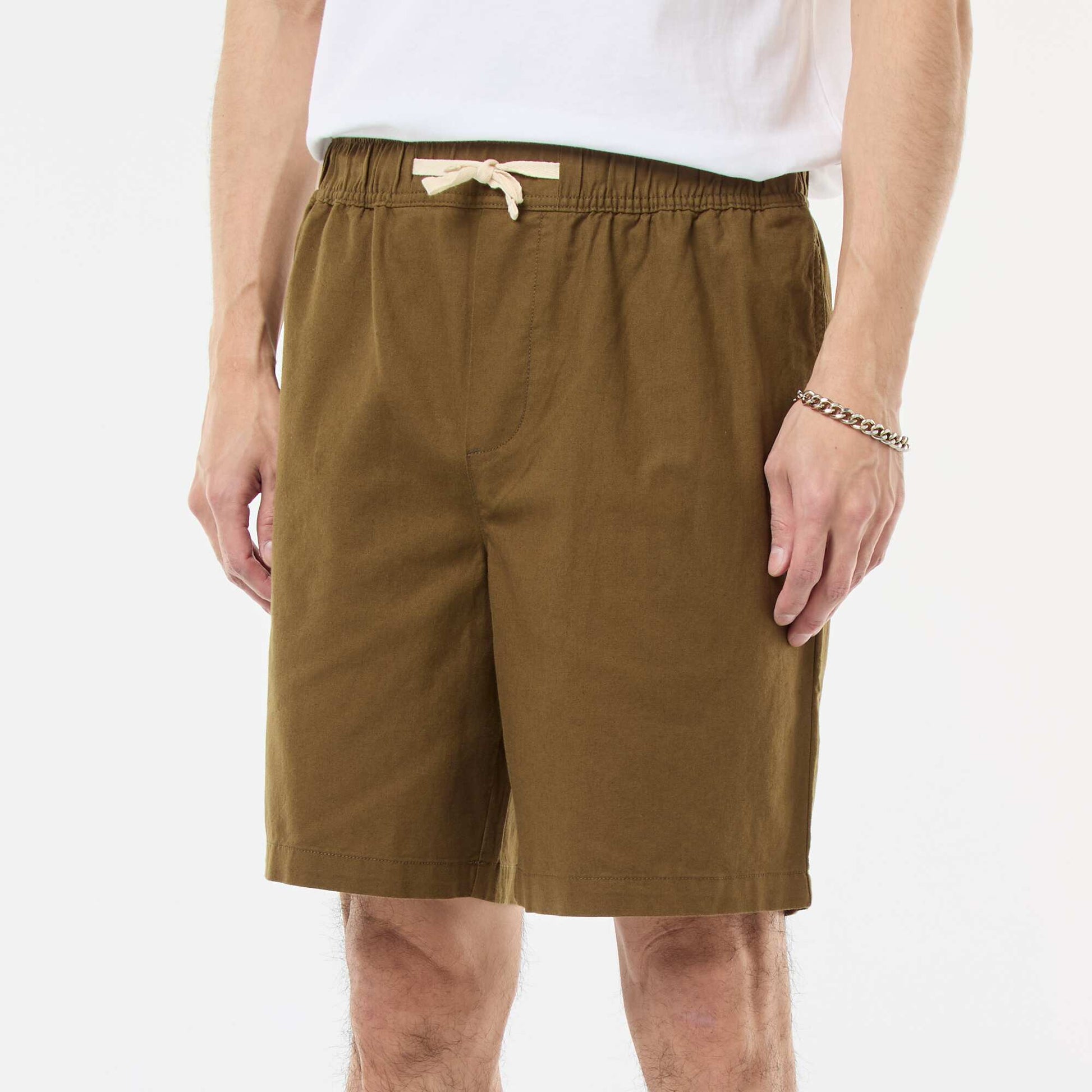 Bermuda uni en coton et lin VERT