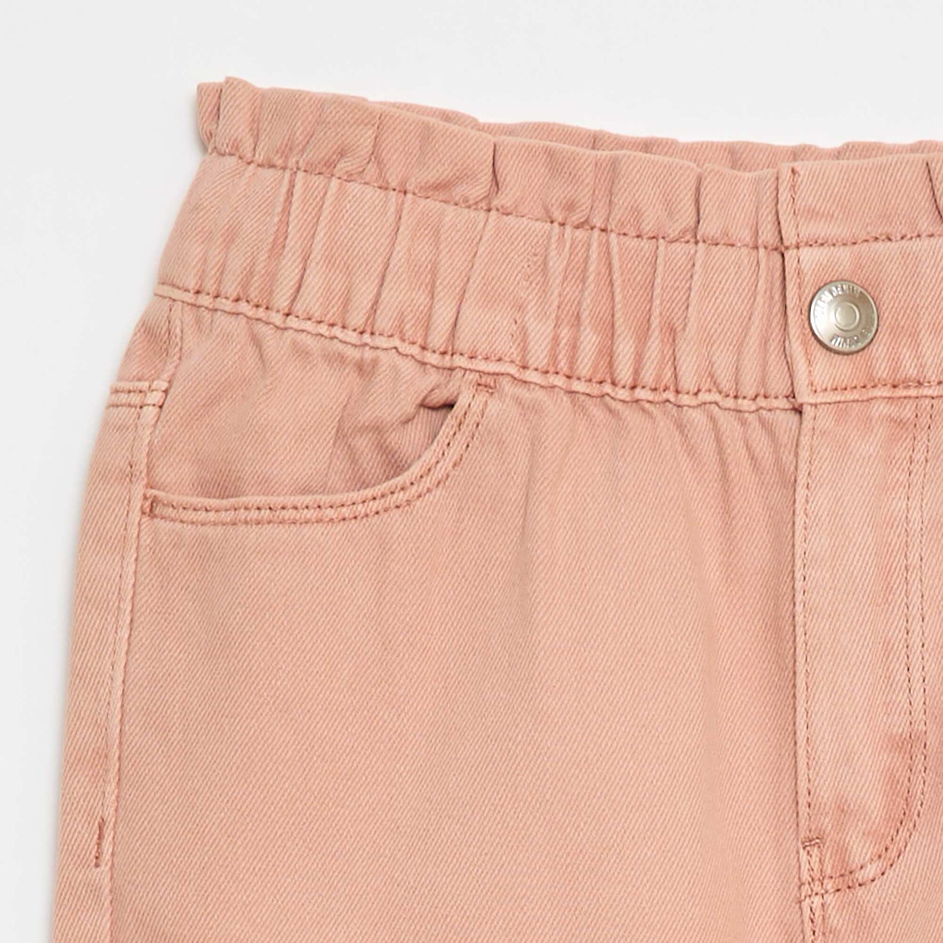 Pantalon en denim coupe mom à motif ROSE