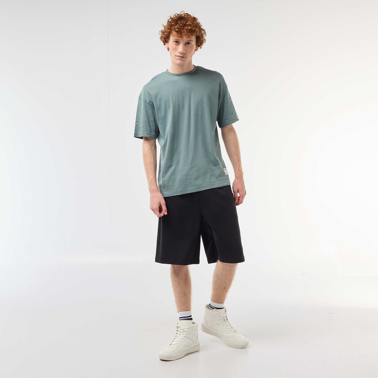 Short avec patch en coton uni NOIR
