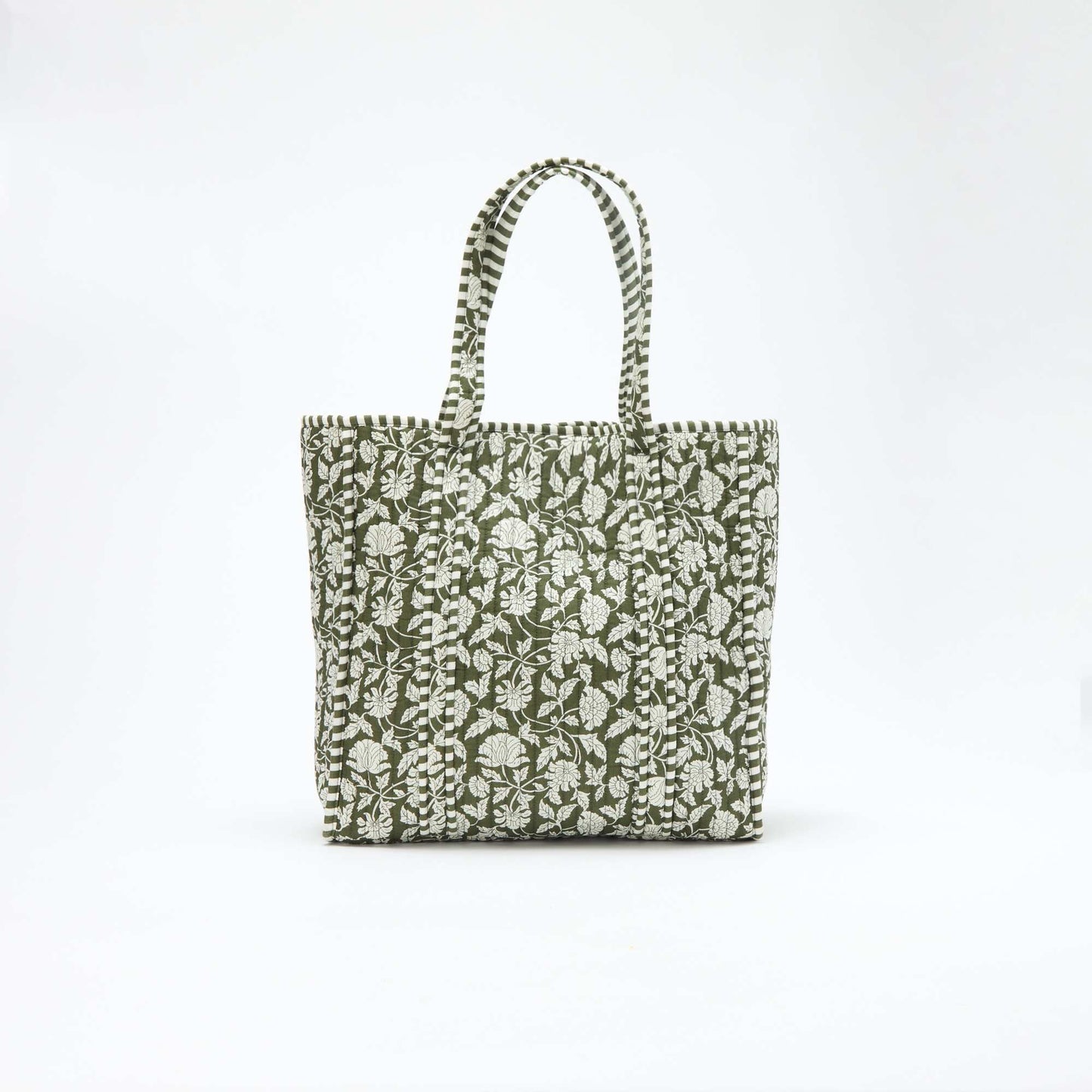 Sac cabas matelassé motif fleurs VERT