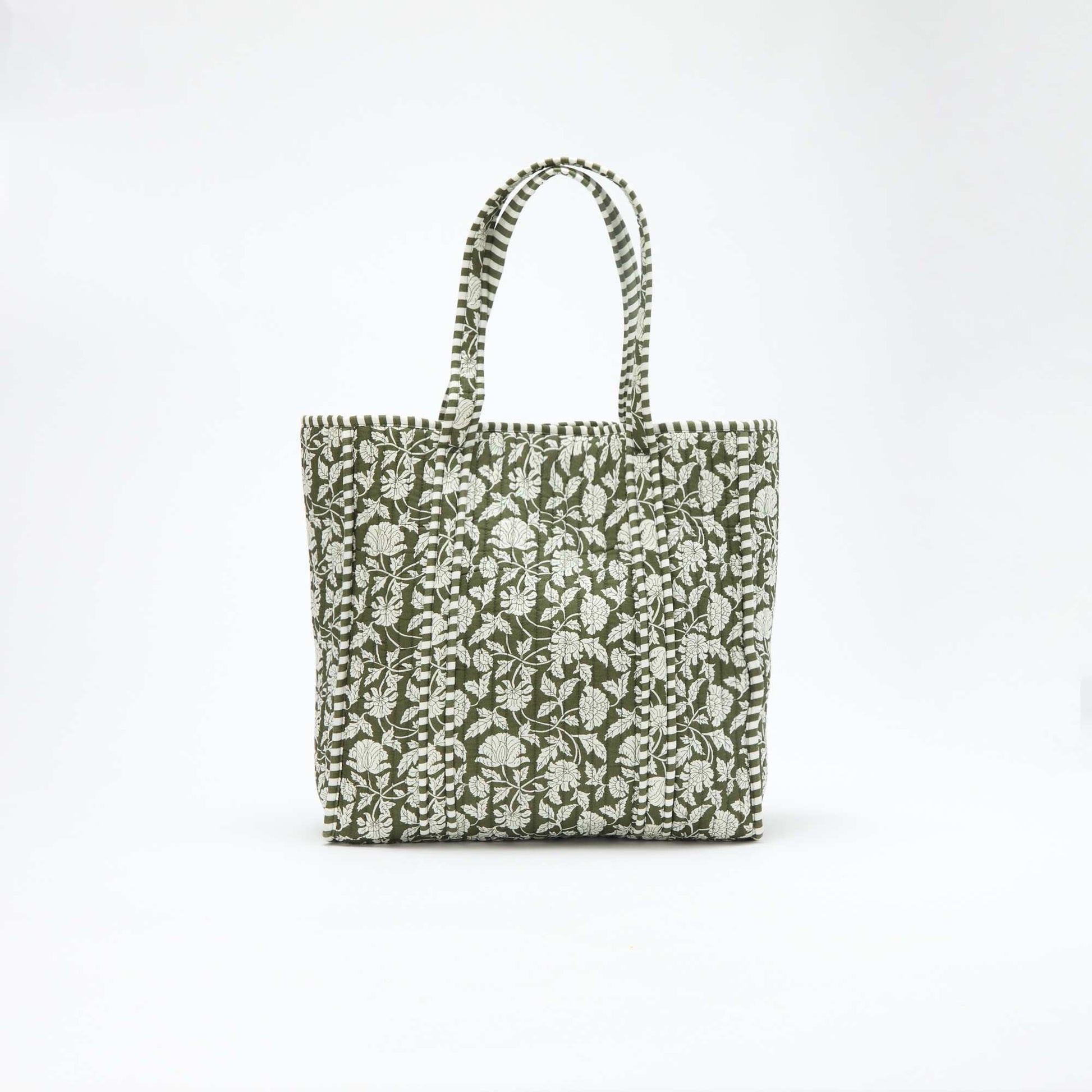 Sac cabas matelassé motif fleurs VERT