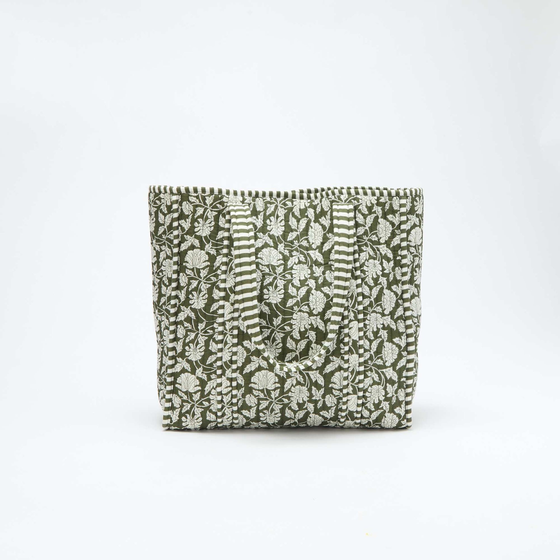 Sac cabas matelassé motif fleurs VERT