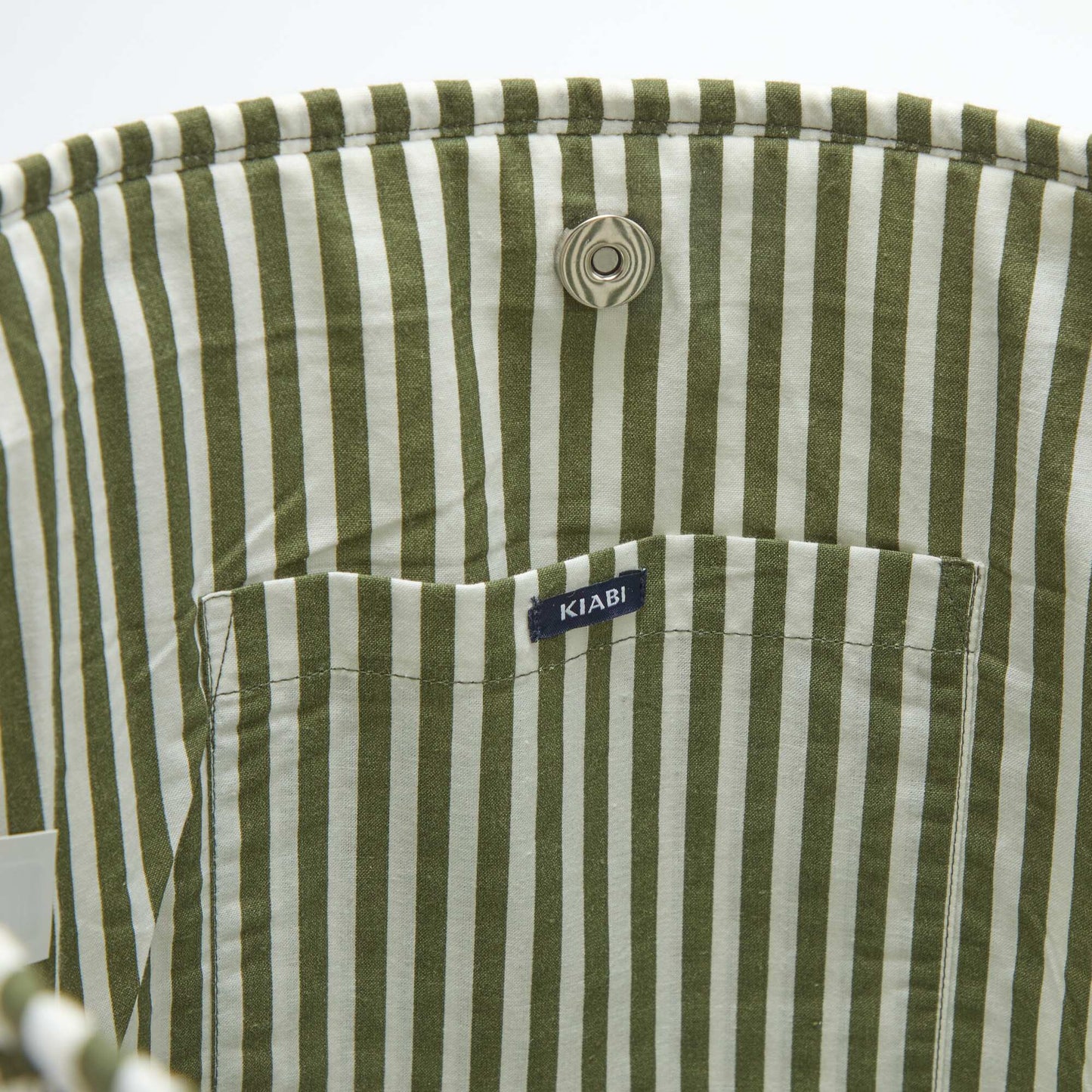 Sac cabas matelassé motif fleurs VERT
