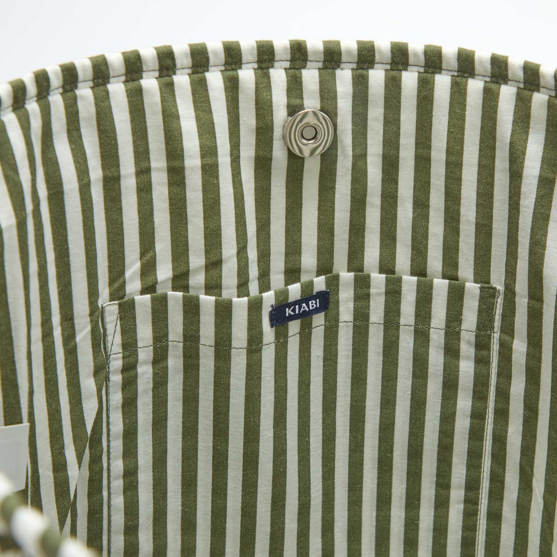 Sac cabas matelassé motif fleurs VERT