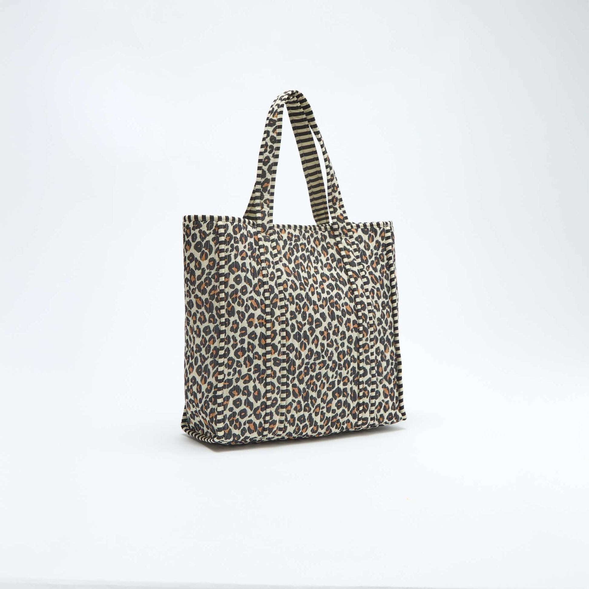 Sac cabas matelassé motif léopard MARRON