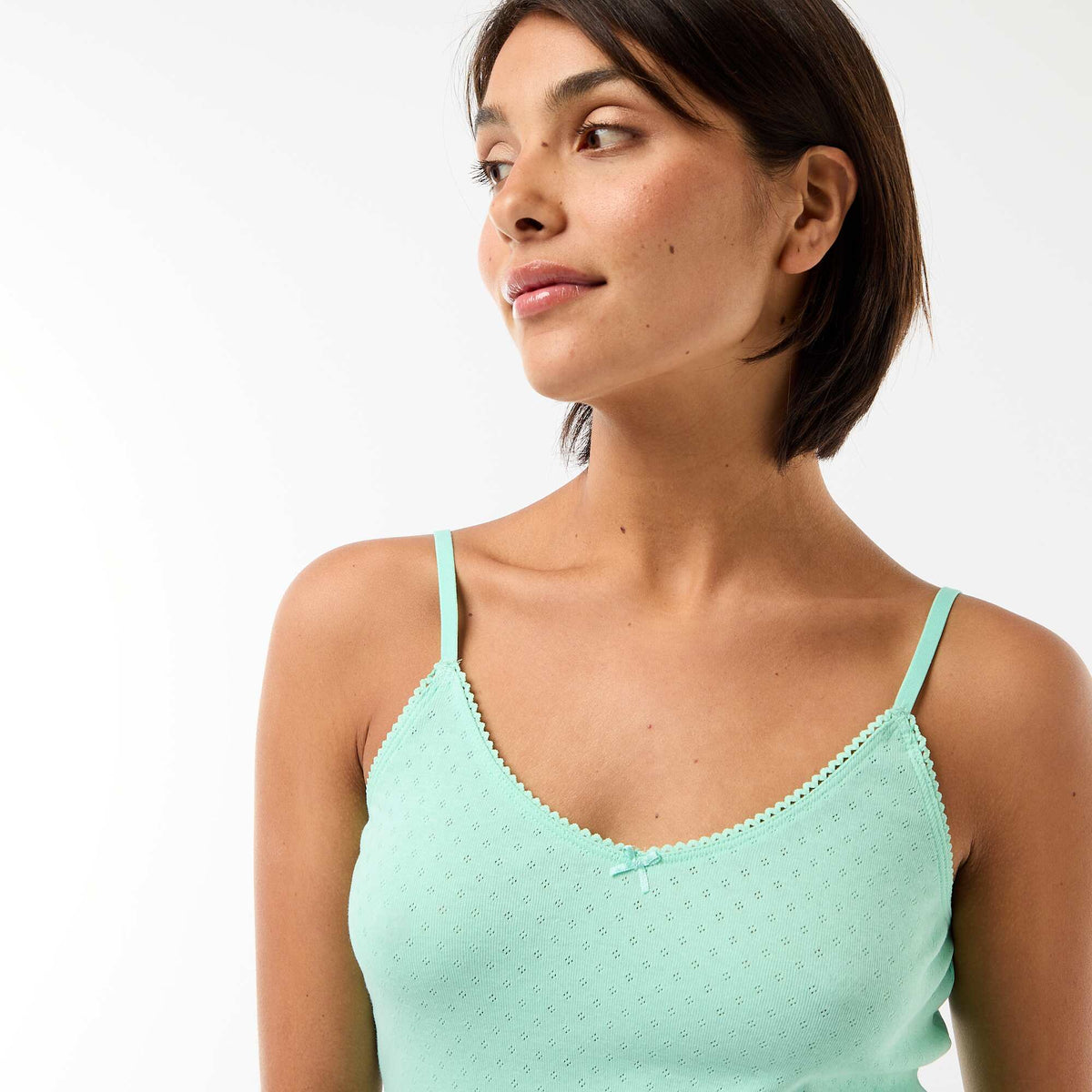 Débardeur fine bretelle réglable en coton uni VERT