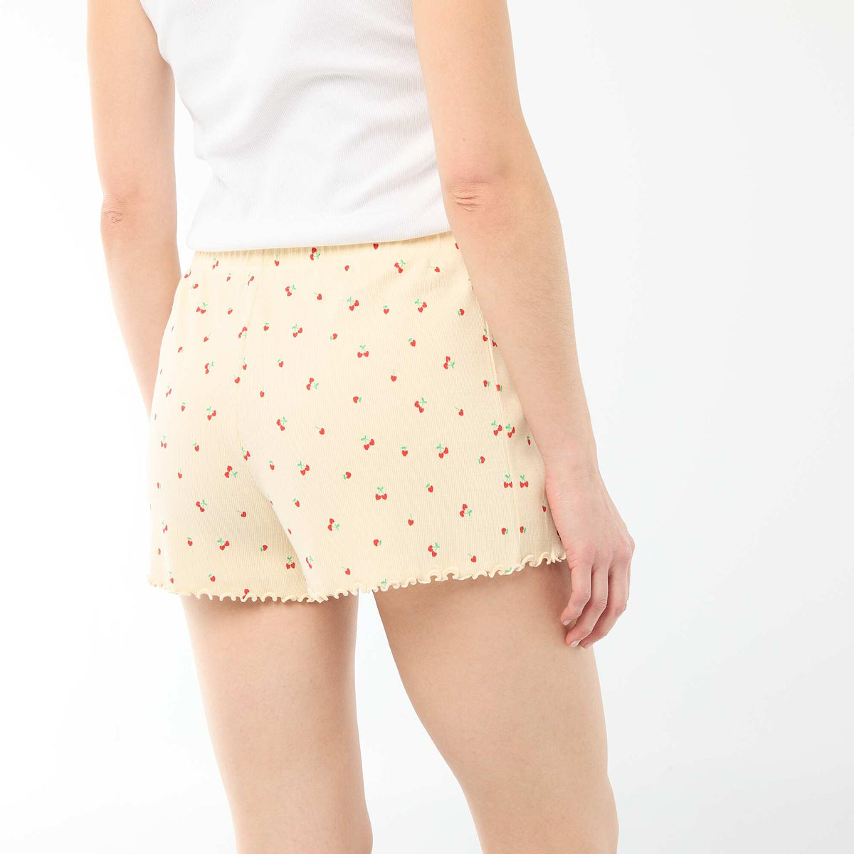 Short court de pyjama 'cerise' all-over en coton JAUNE