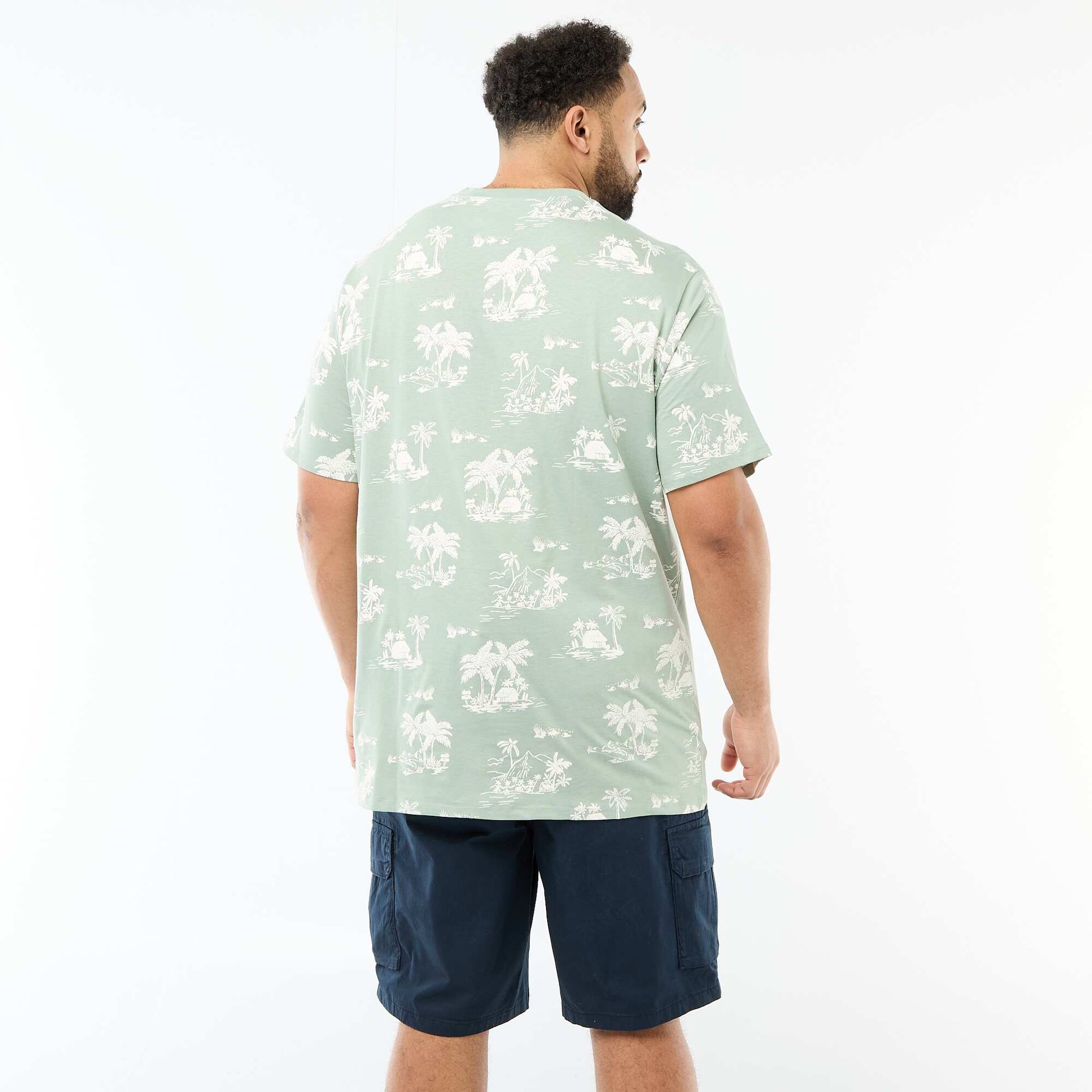 T-shirt imprimé à manches courtes et col rond VERT
