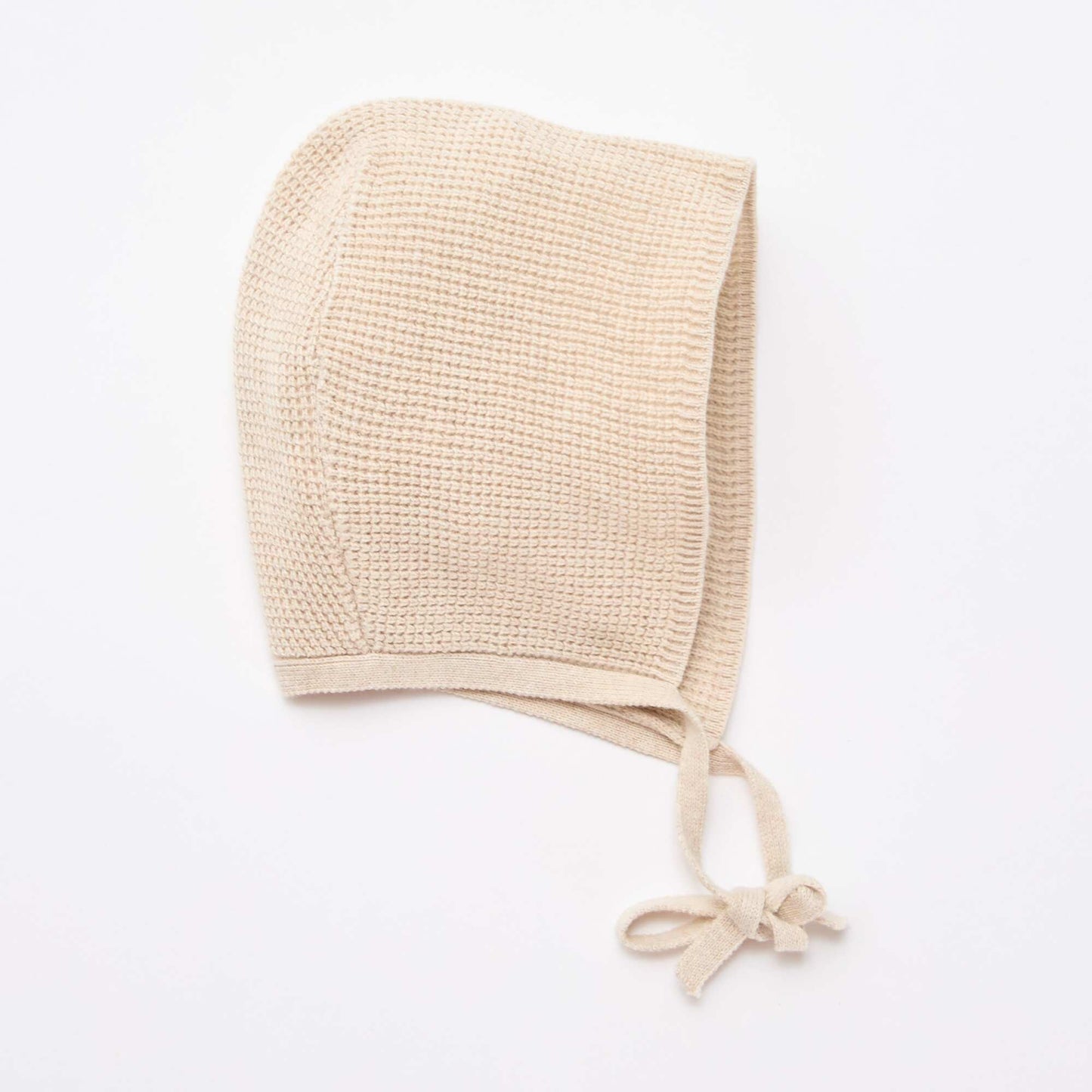 Bonnet en maille à nouer BEIGE