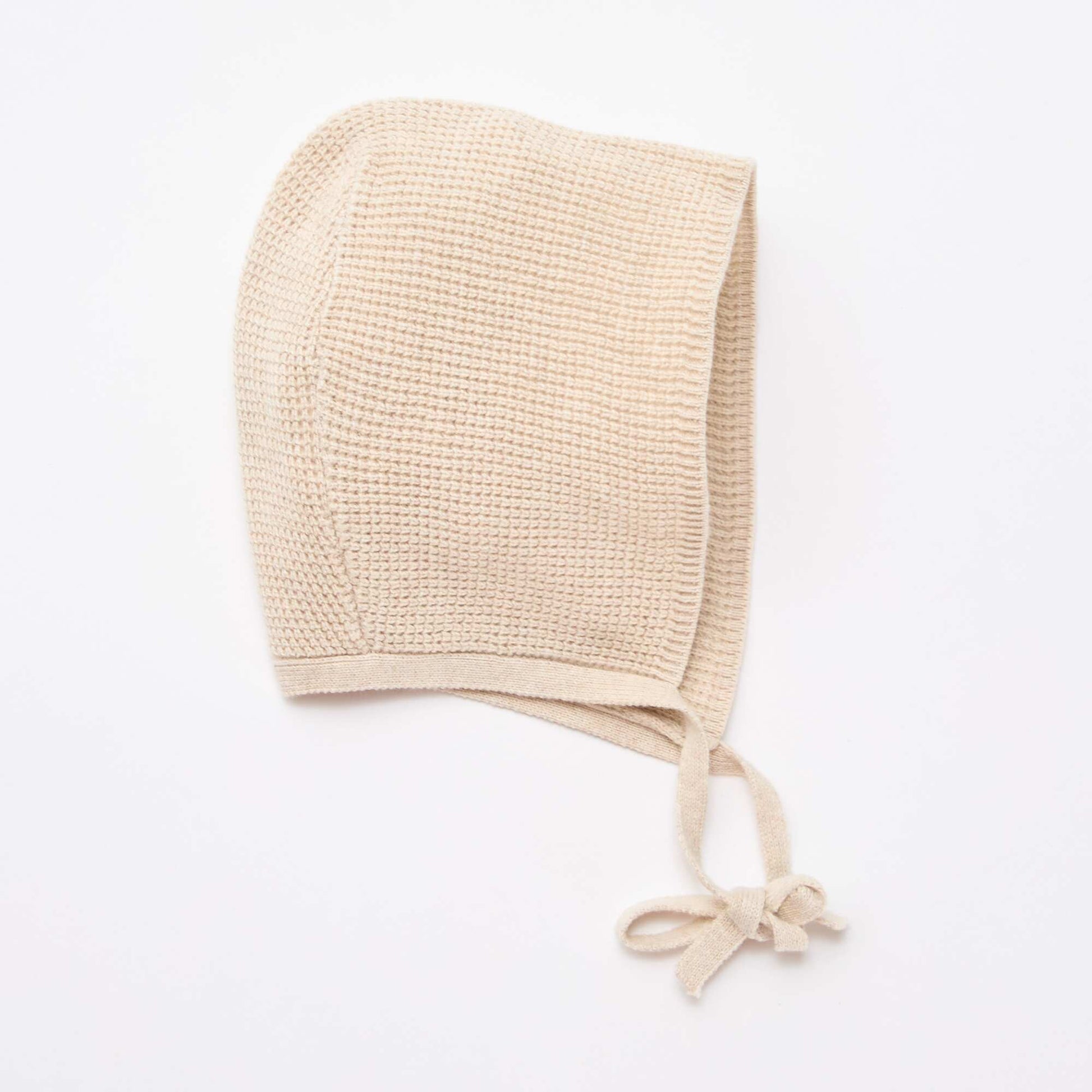 Bonnet en maille à nouer BEIGE