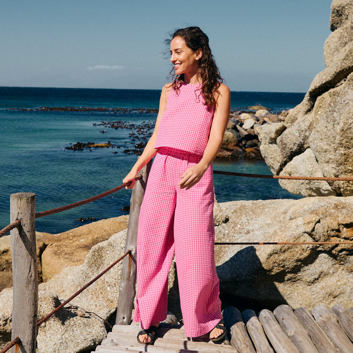 Pantalon large en coton texturé vichy ROSE