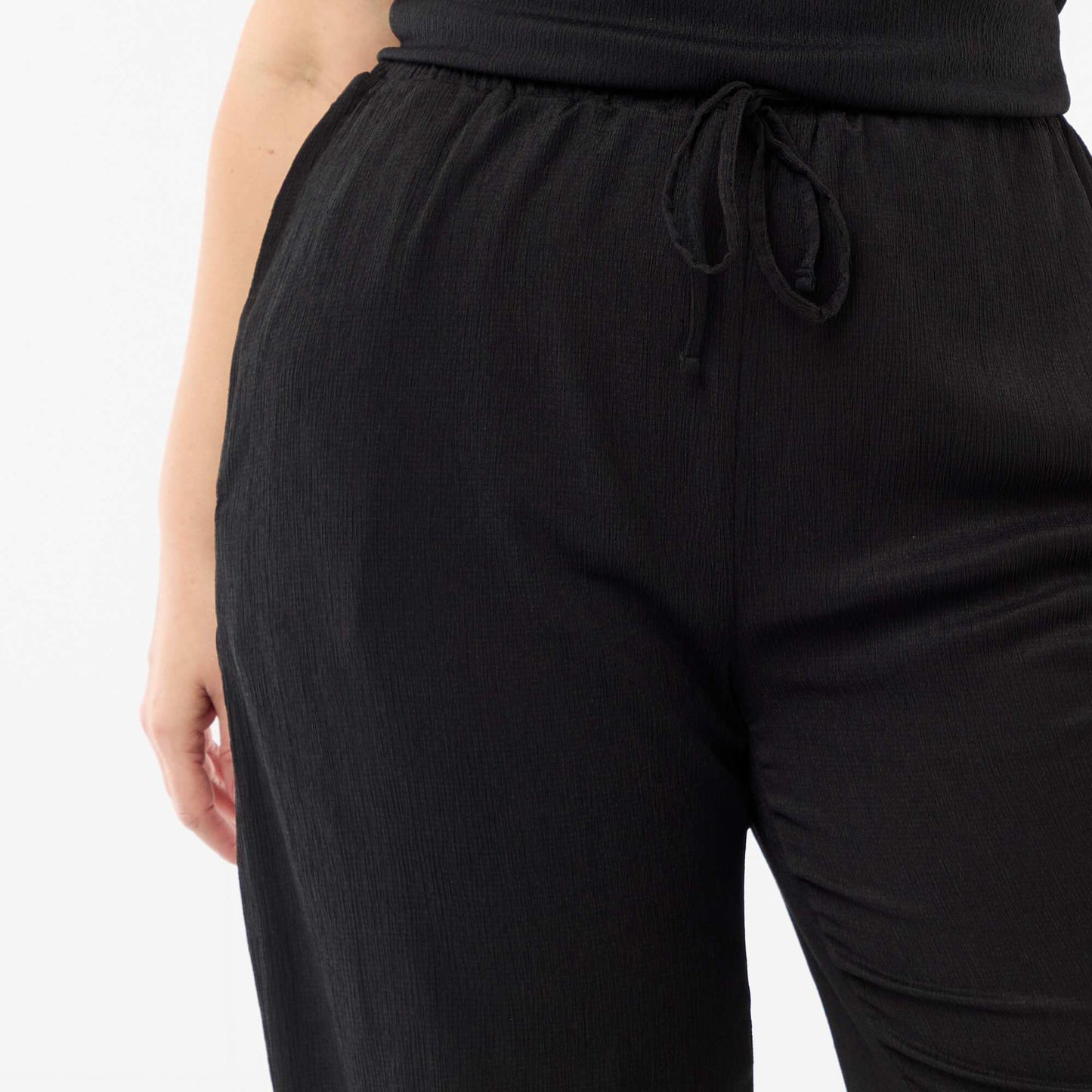 Pantalon large en maille crêpée NOIR