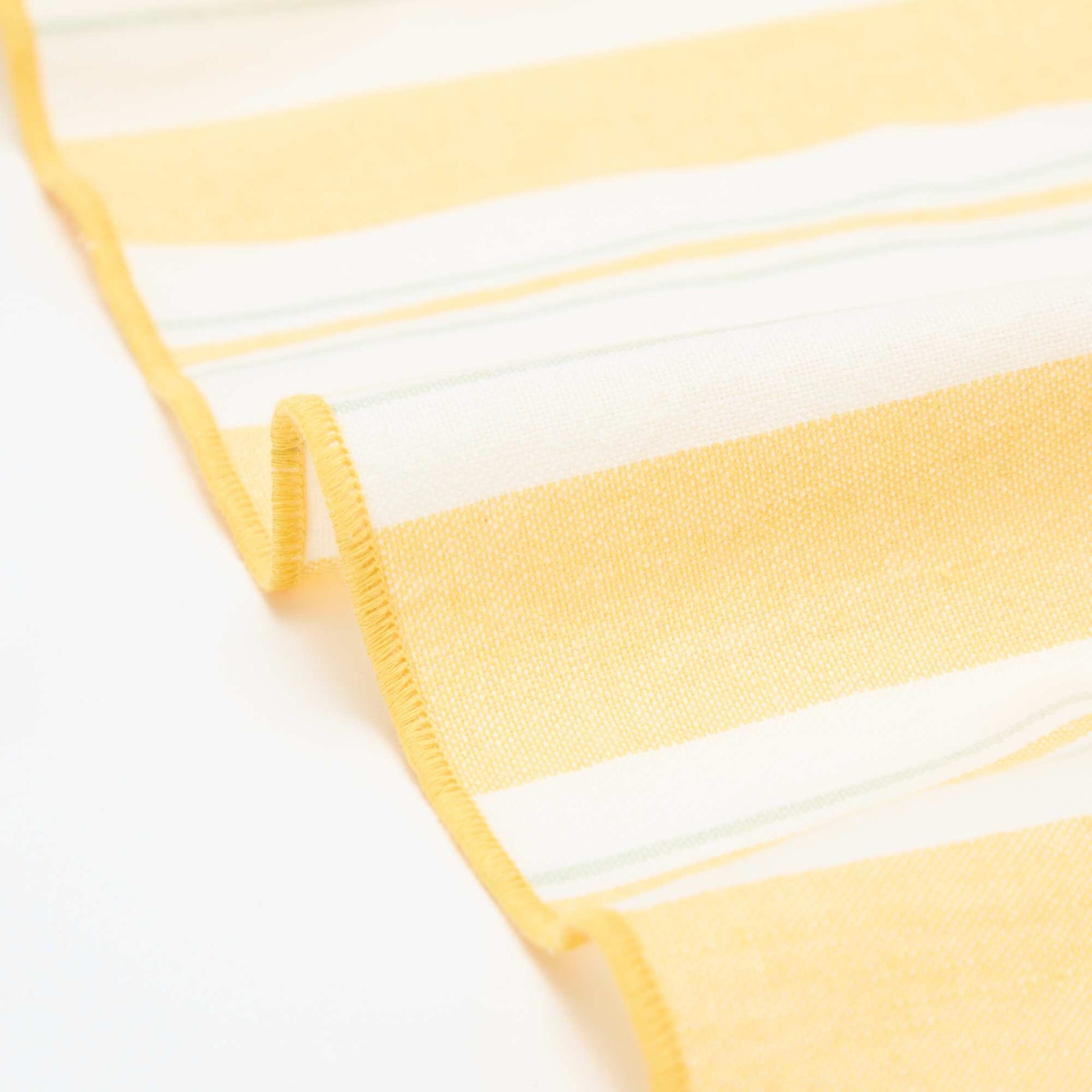 Nappe imprimée à carreaux JAUNE