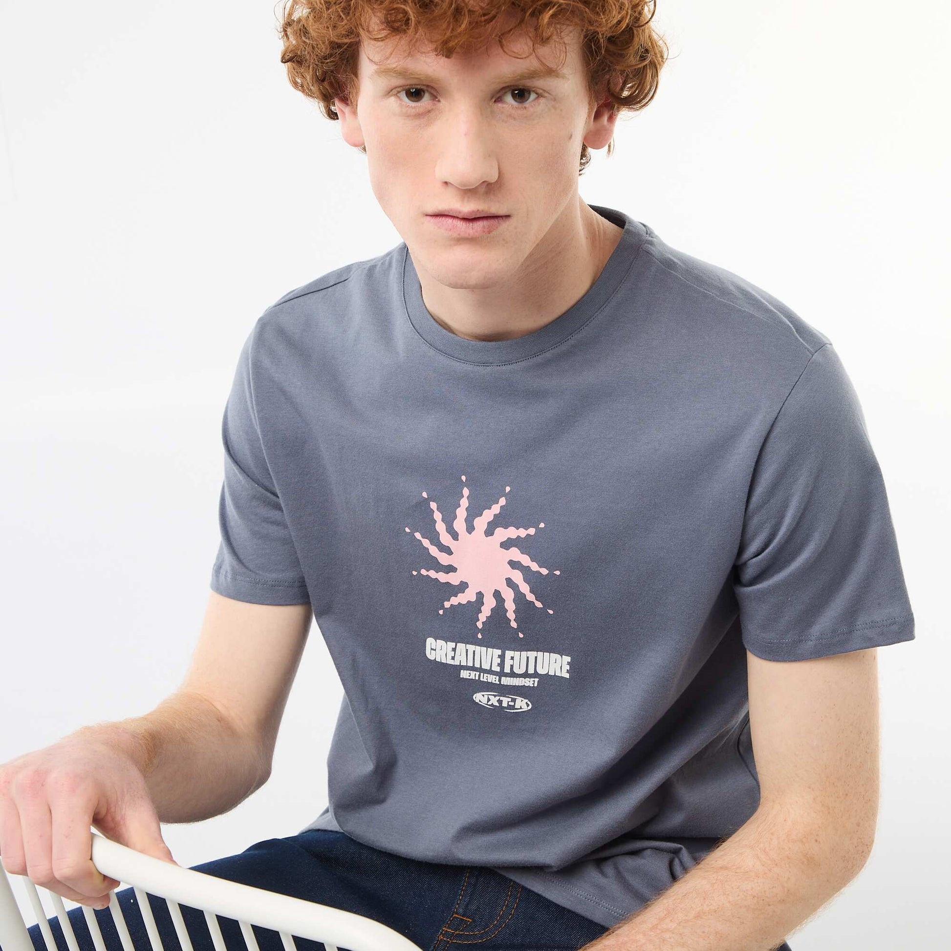 T-shirt imprimé placé en coton uni GRIS