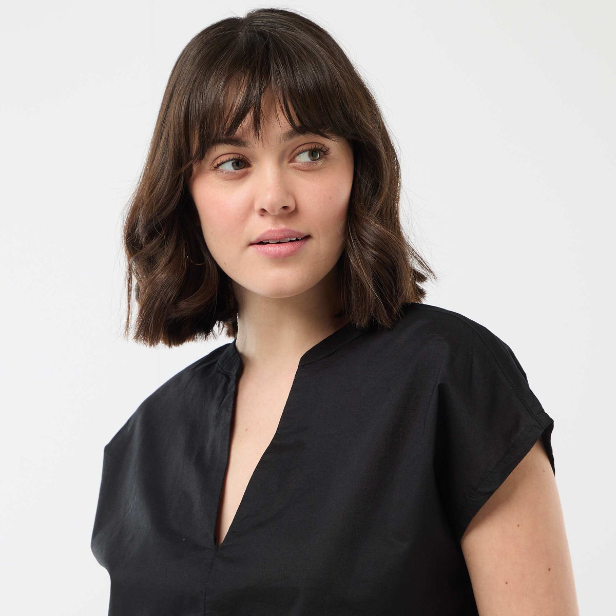 Blouse à manches courtes et col V NOIR