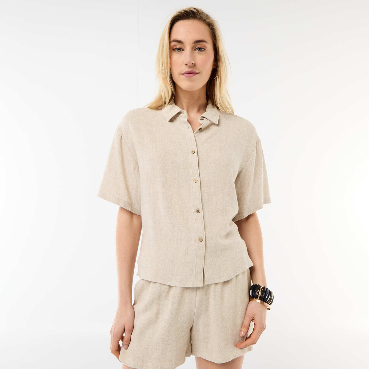 Chemise unie à manches courtes BEIGE
