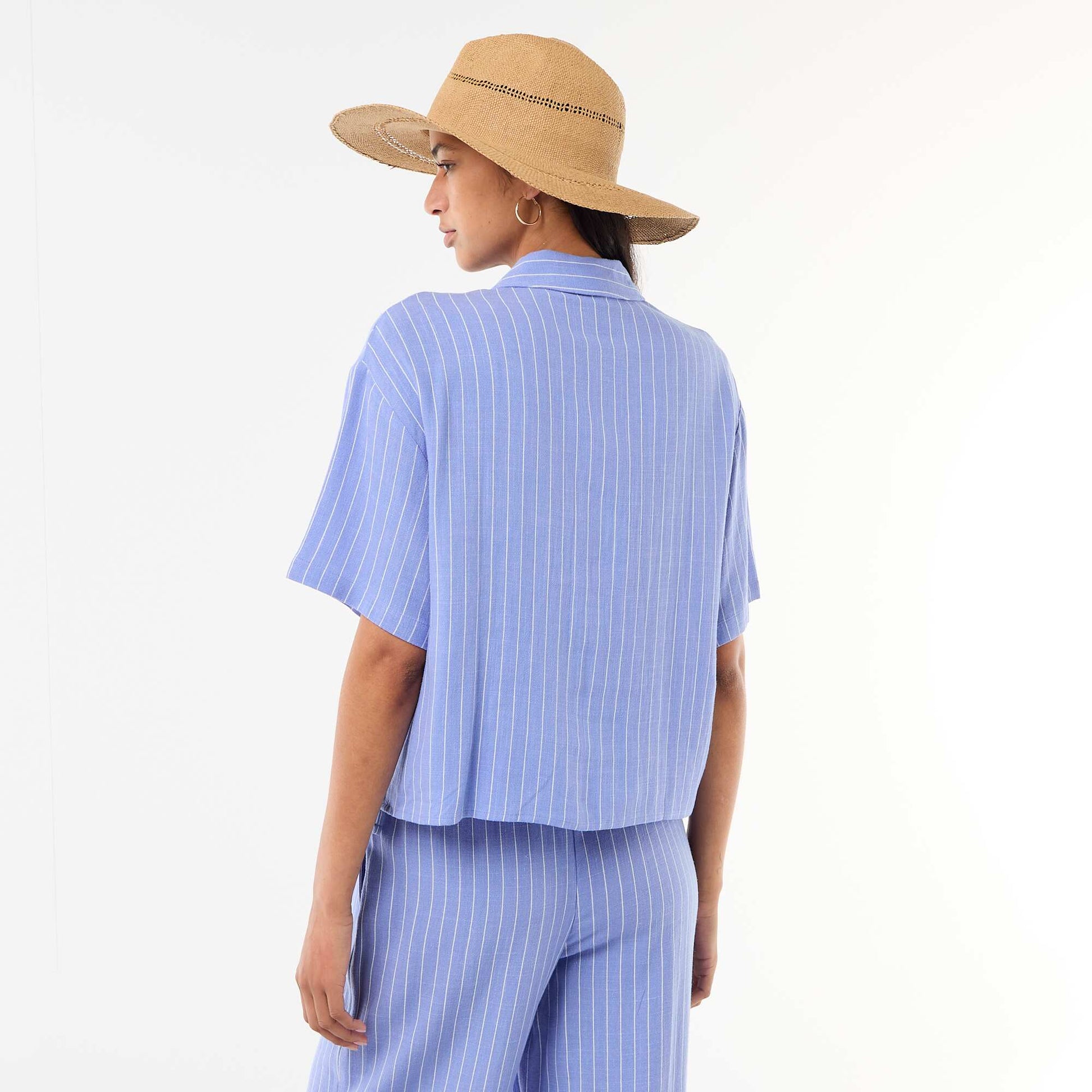 Chemise unie à manches courtes BLEU