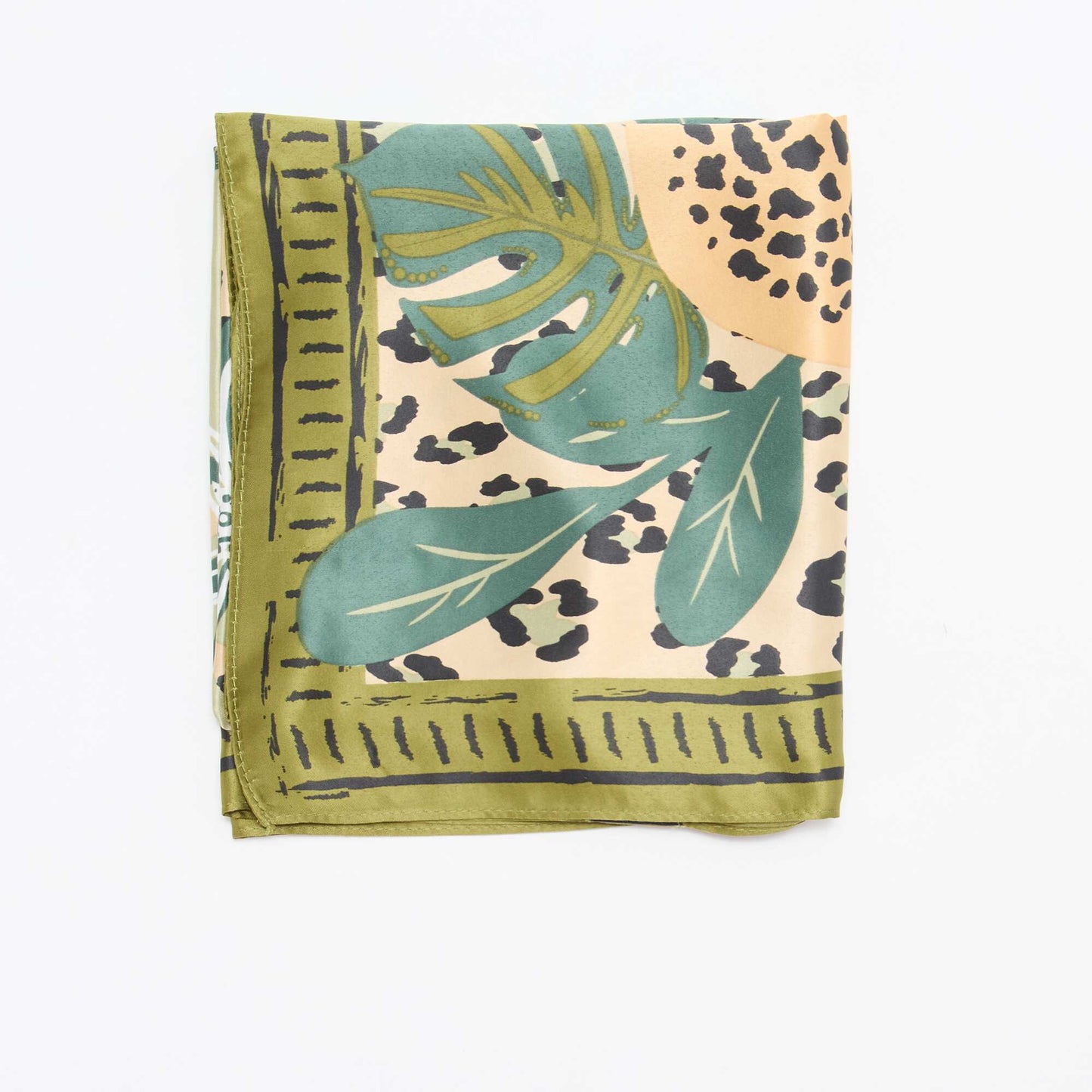 Large foulard carré à motif VERT