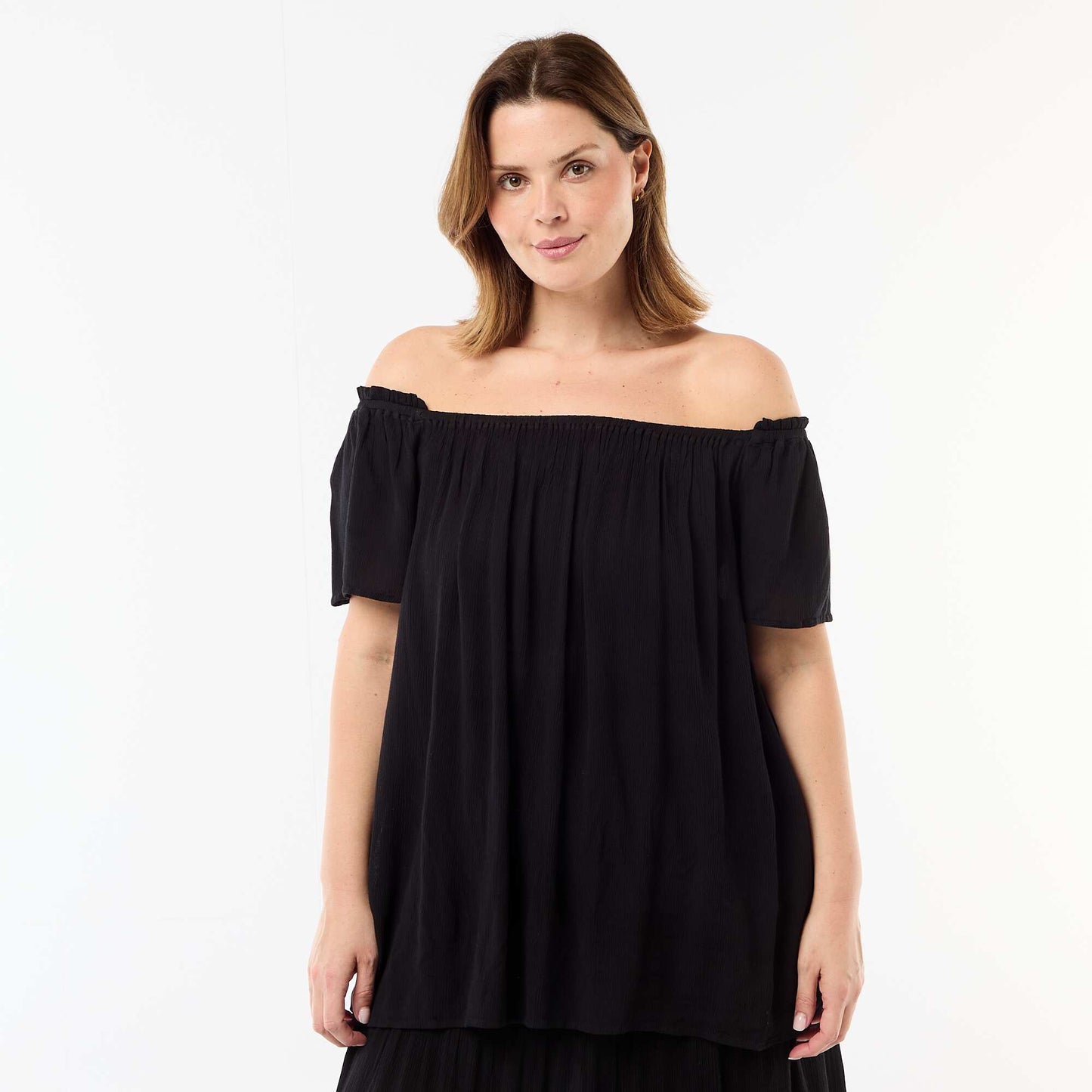 Blouse fluide crêpée à manches courtes NOIR