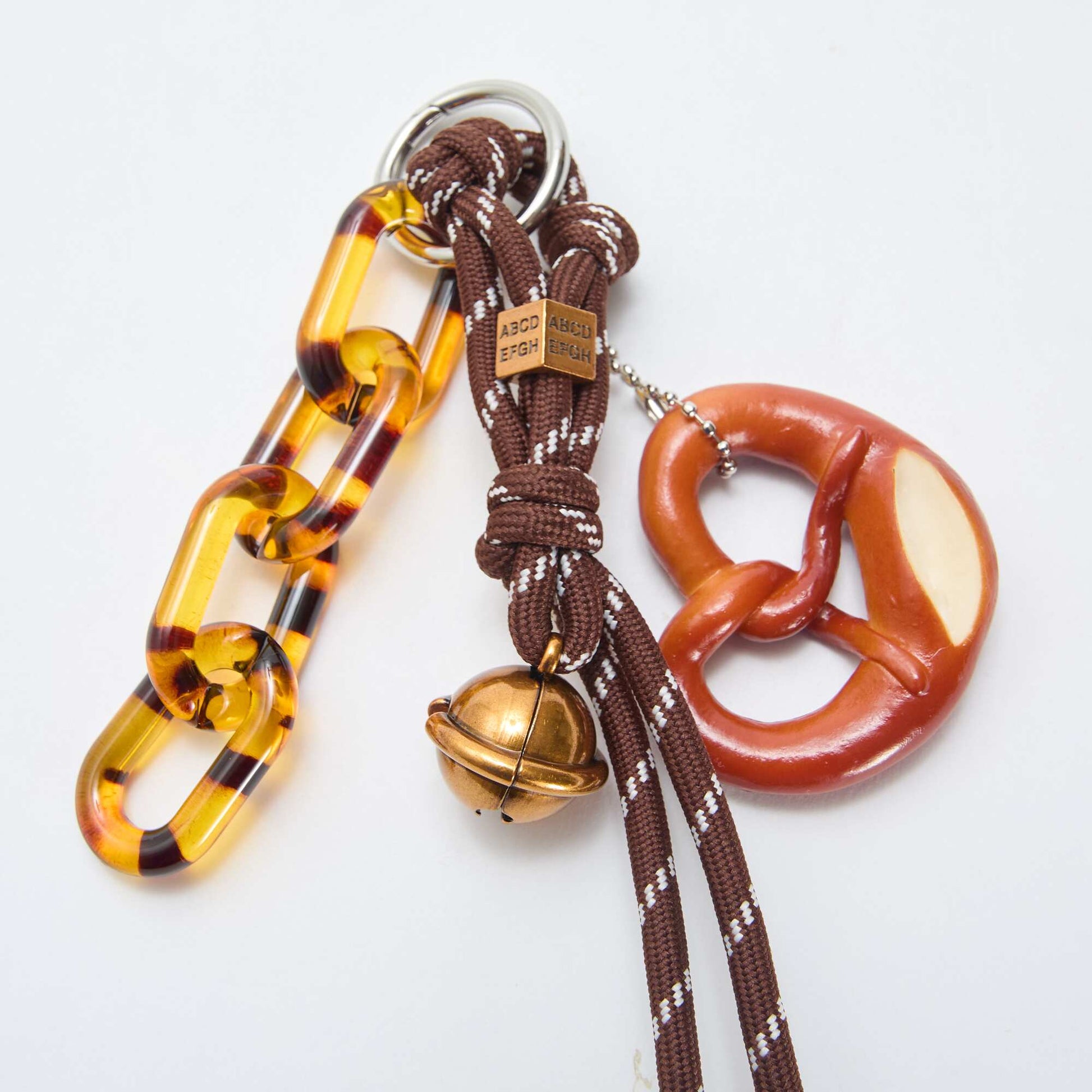 Porte-clefs charms MARRON