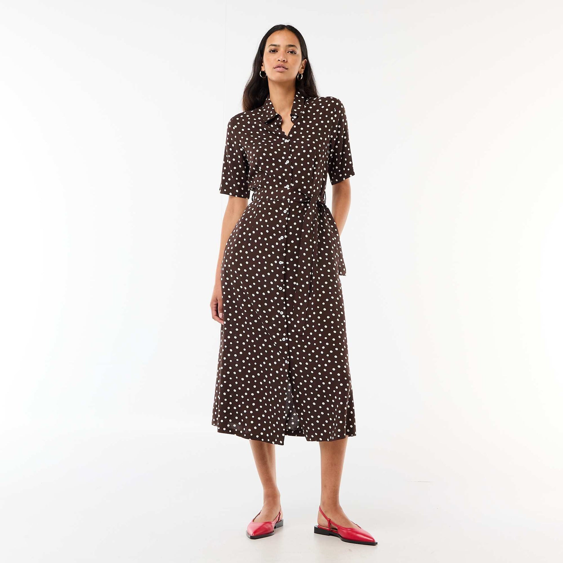 Robe longue forme chemise avec ceinture à nouer all-over MARRON