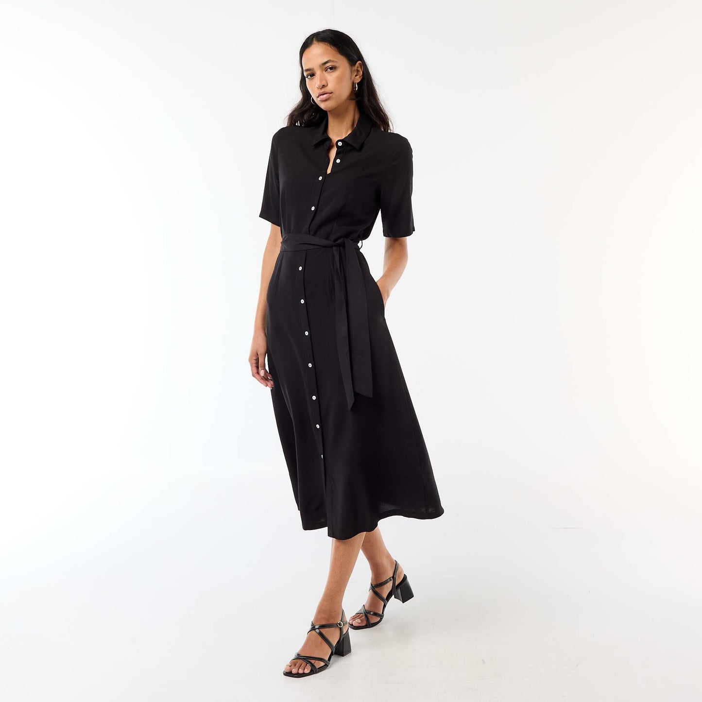 Robe longue forme chemise avec ceinture à nouer uni NOIR