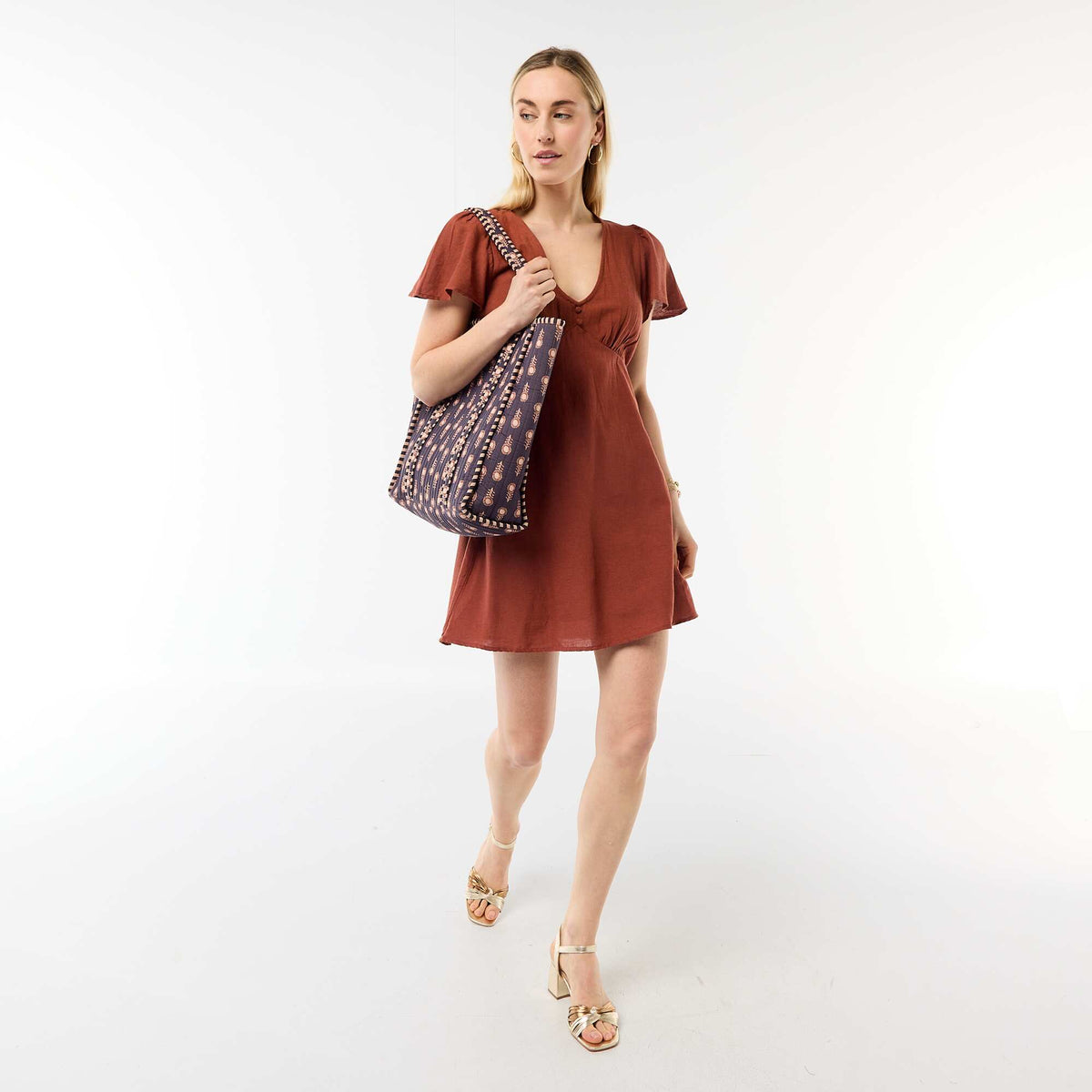Robe courte manches papillons en coton et lin MARRON