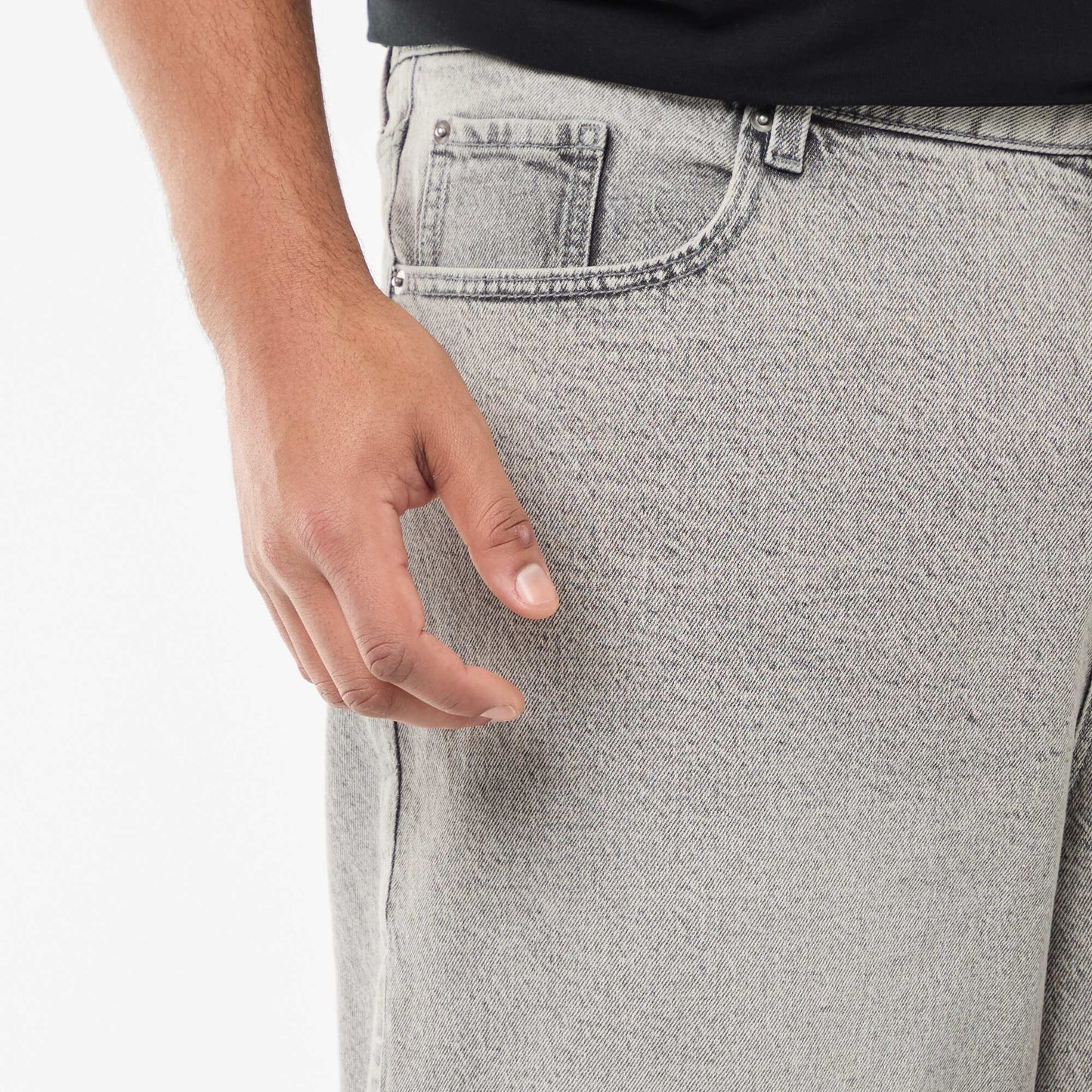 Pantalon denim coupe relaxed fit GRIS
