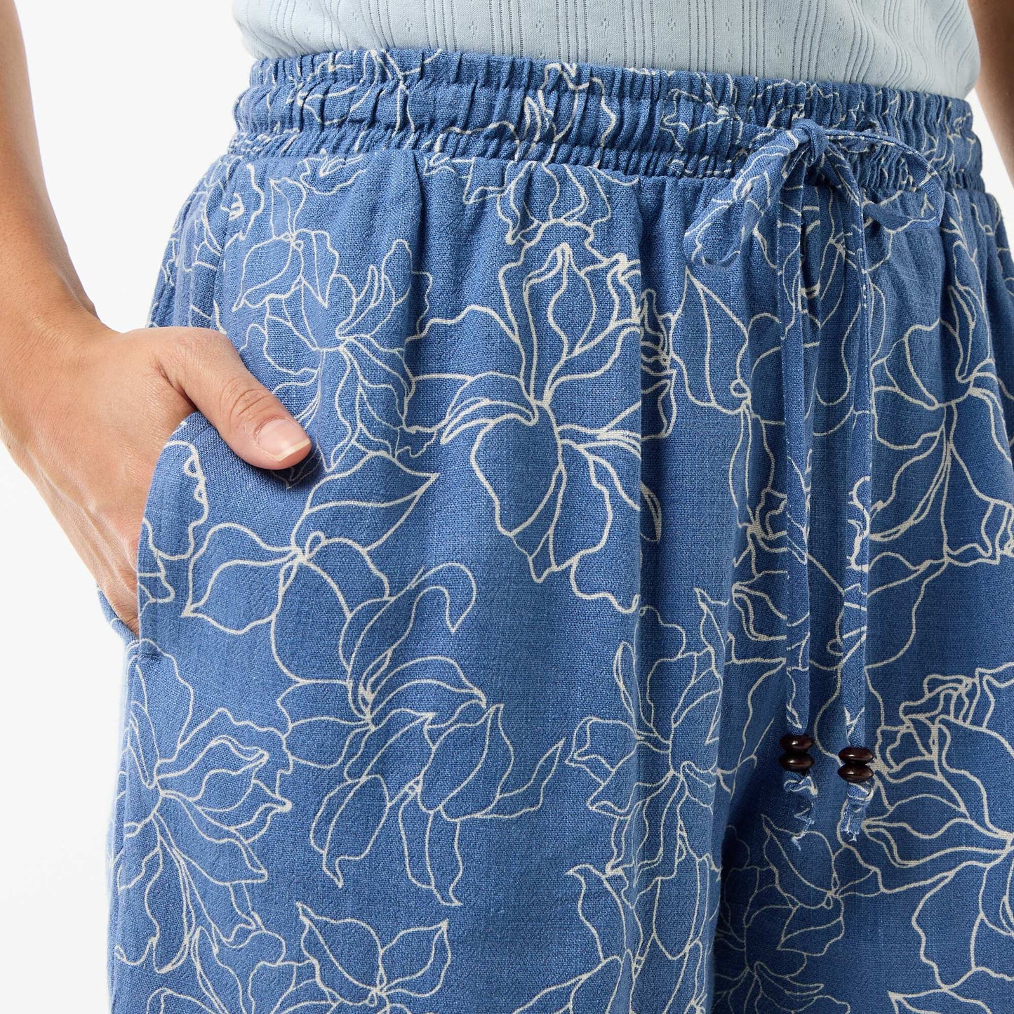 Short léger avec 2 poches en lin mélangé BLEU
