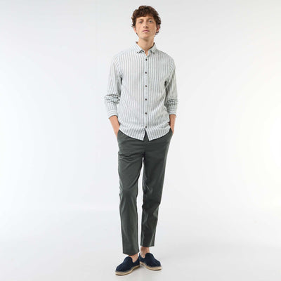 Pantalon chino regular en lin mélangé VERT