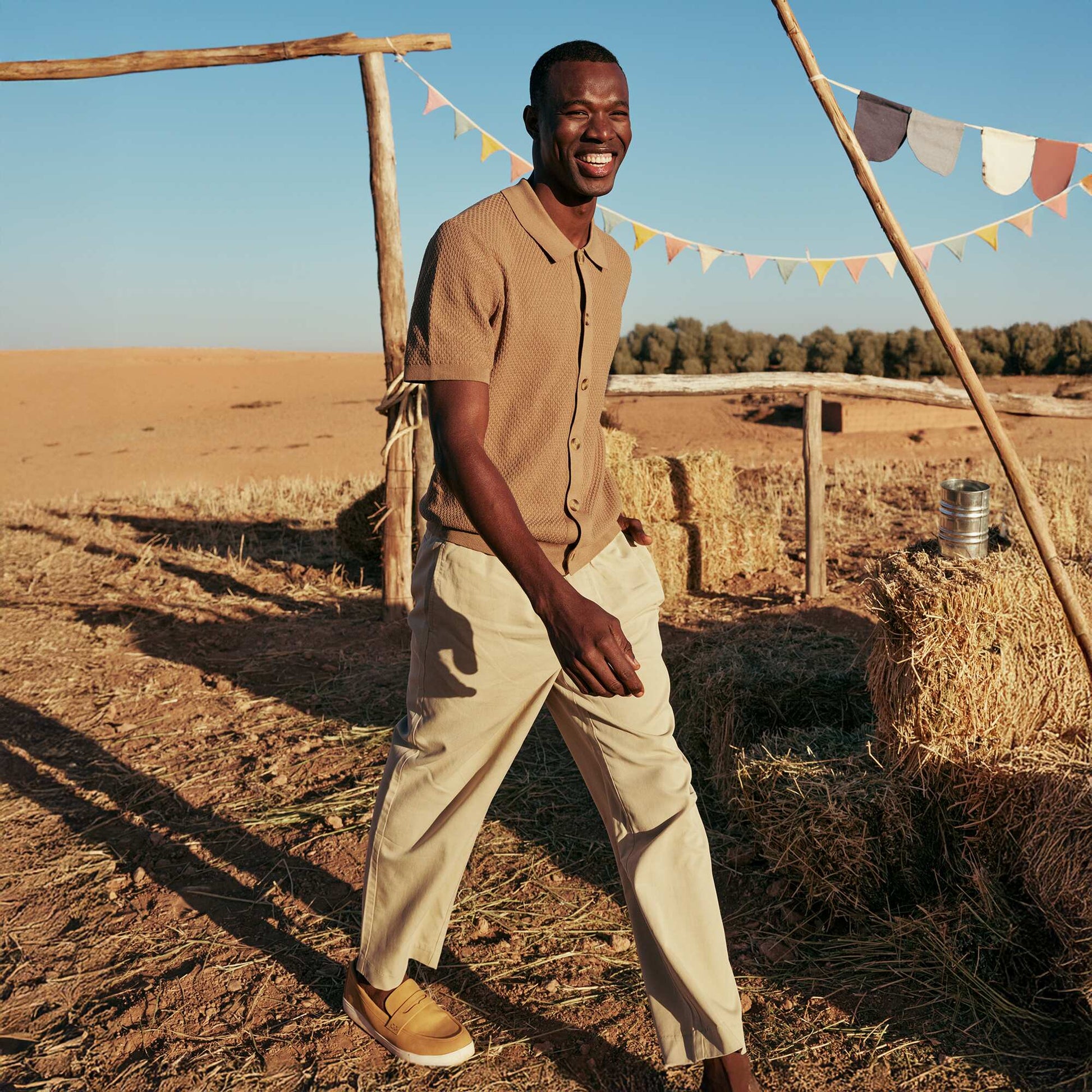Pantalon avec ceinture élastiquée BEIGE