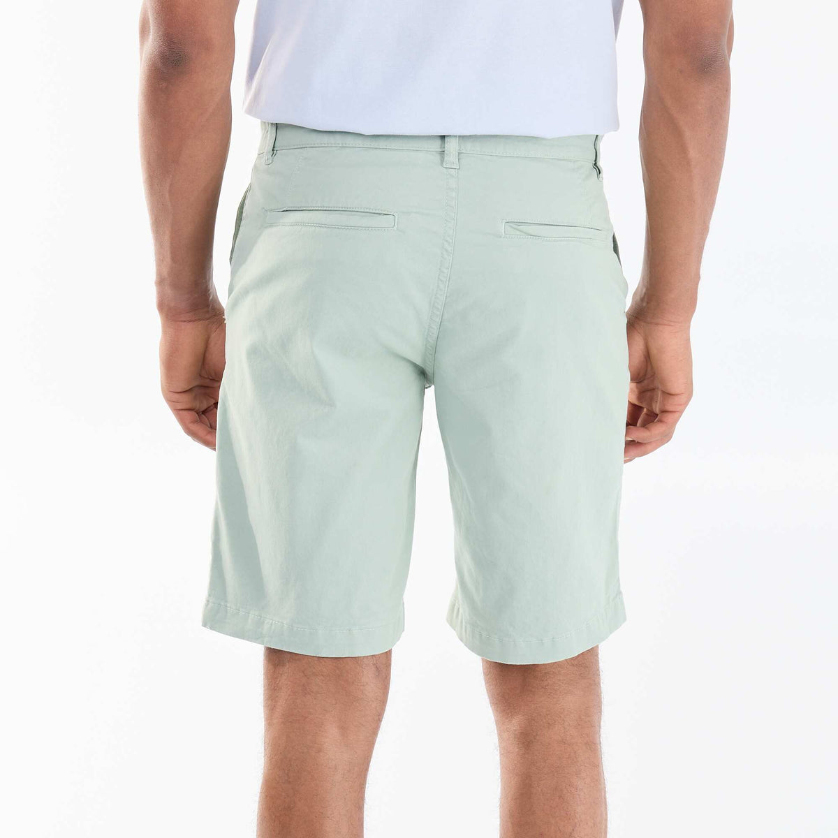 Bermuda chino uni en twill VERT