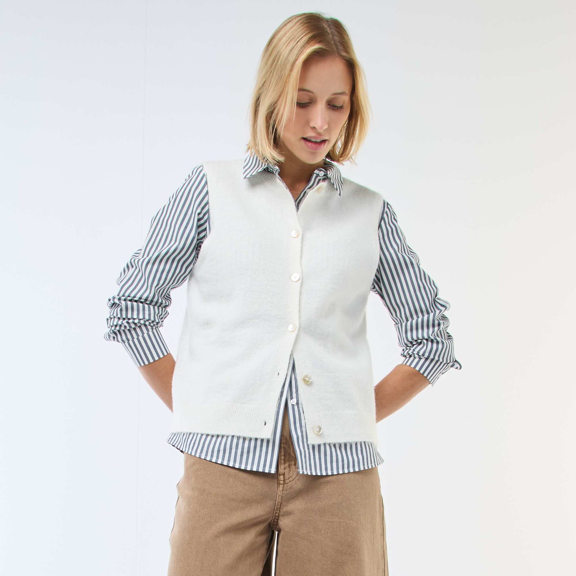 Gilet sans manches uni BEIGE