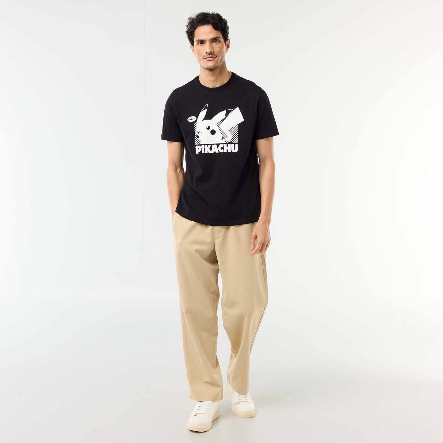 T-shirt 'Pokemon' 'Pikachu' à manches courtes NOIR