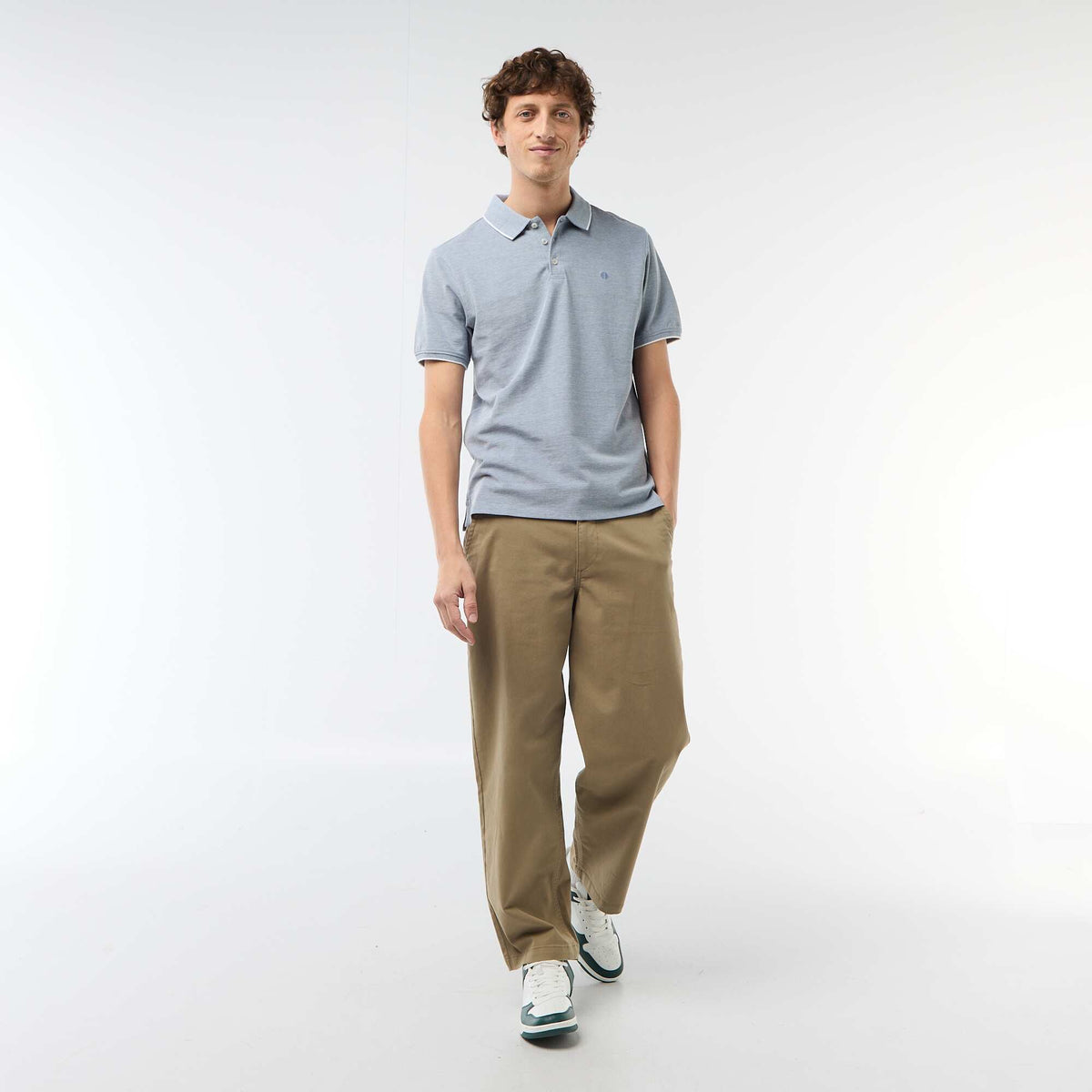 Polo avec broderie sur poitrine BLEU