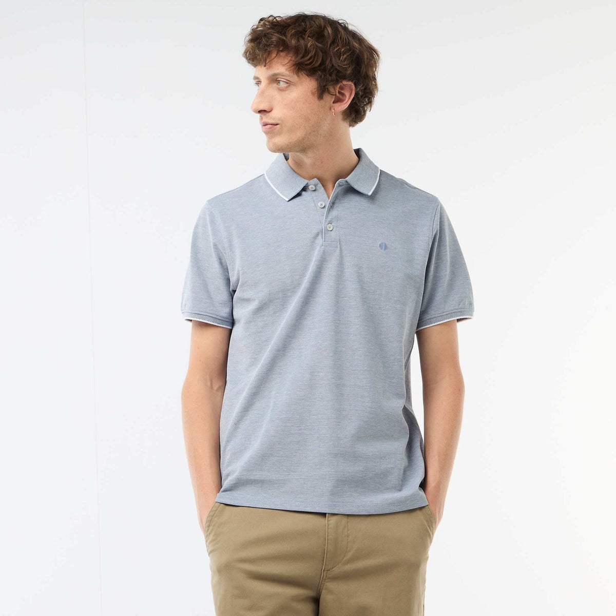 Polo avec broderie sur poitrine BLEU