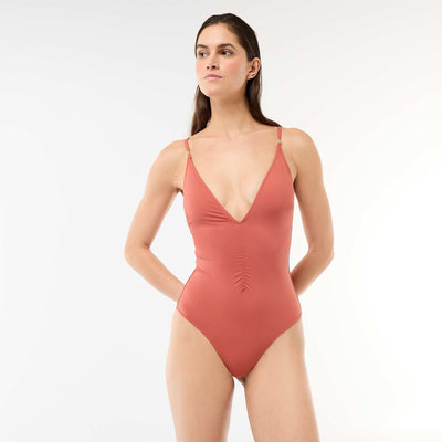 Maillot de bain 1 pièce plongeant avec bijou ROUGE
