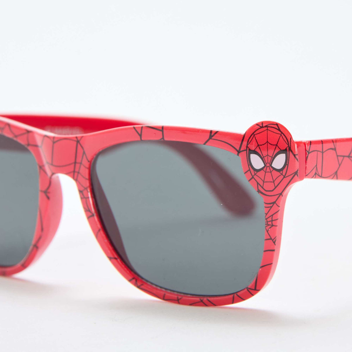 Paire de lunettes de soleil 'Marvel' 'Spiderman' animée + pochette ROUGE